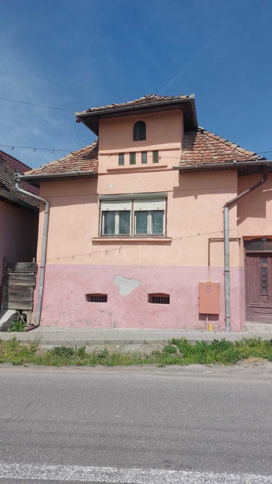 casa la tara in localitate la 30 kilometri de oras — fotografia 3