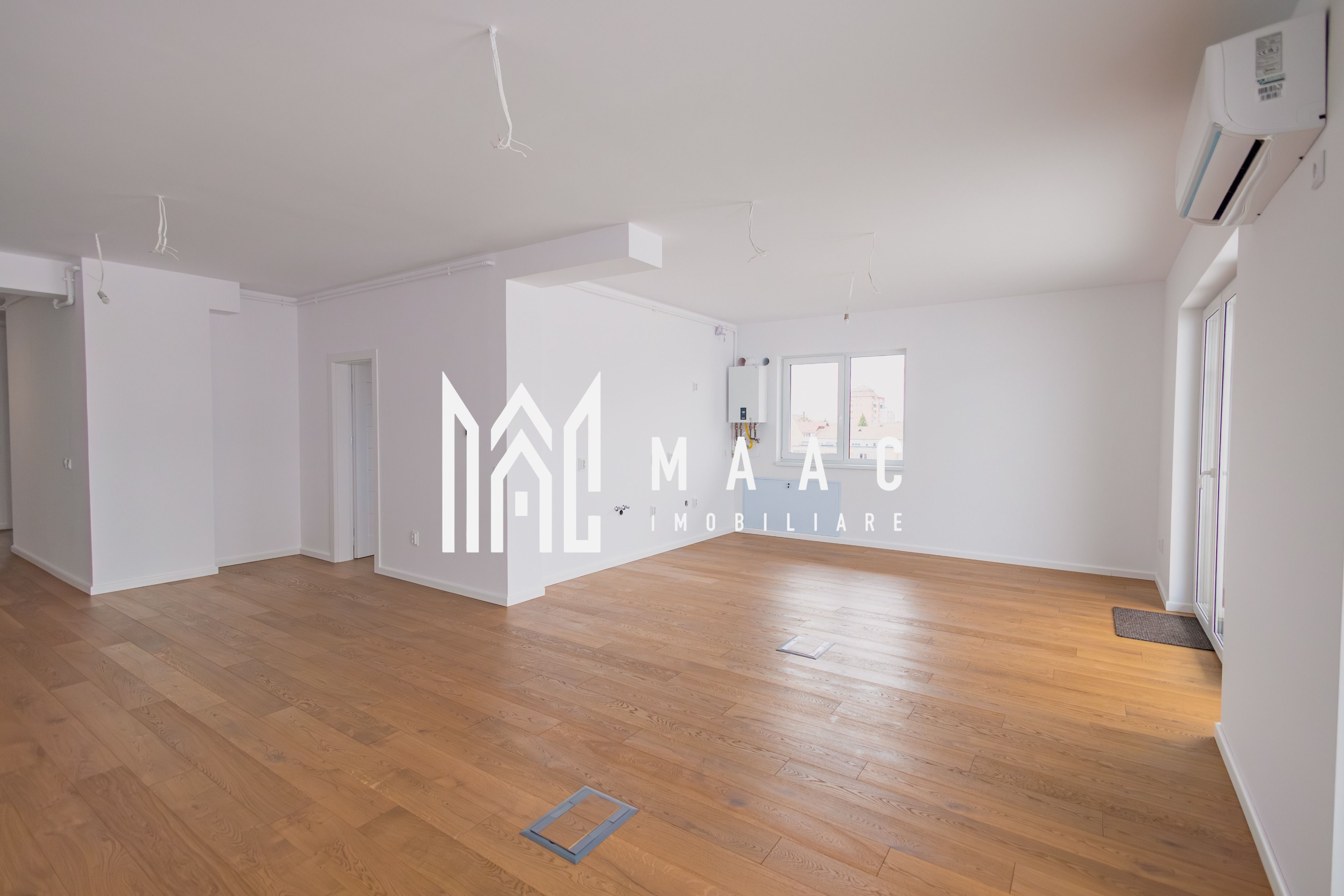 Penthouse | 4 camere | Balcon | Parcare | Terasa | D. Stanca