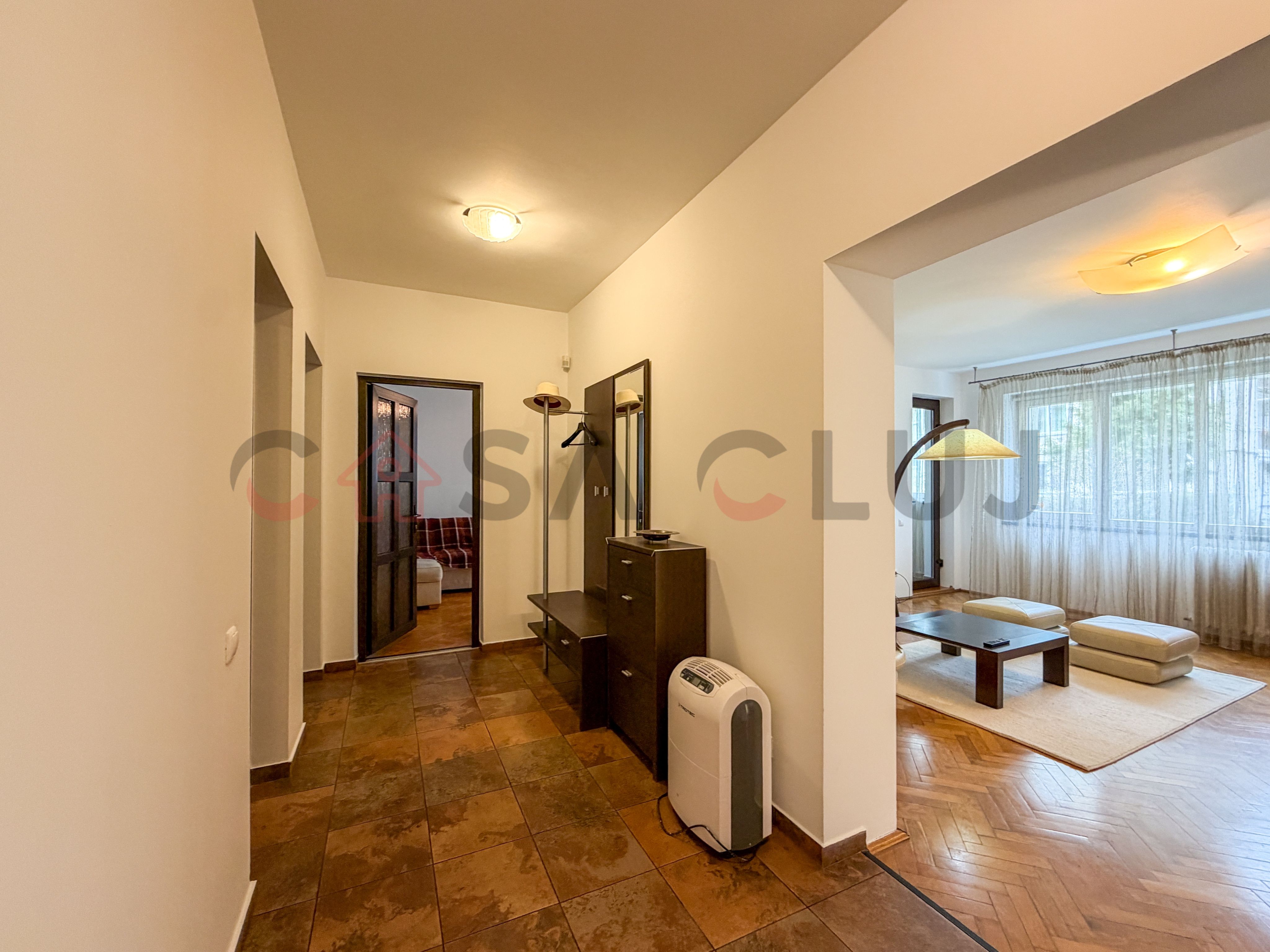3 camere, confort sporit, garaj cu CF,Plopilor Vechi! — fotografia 5