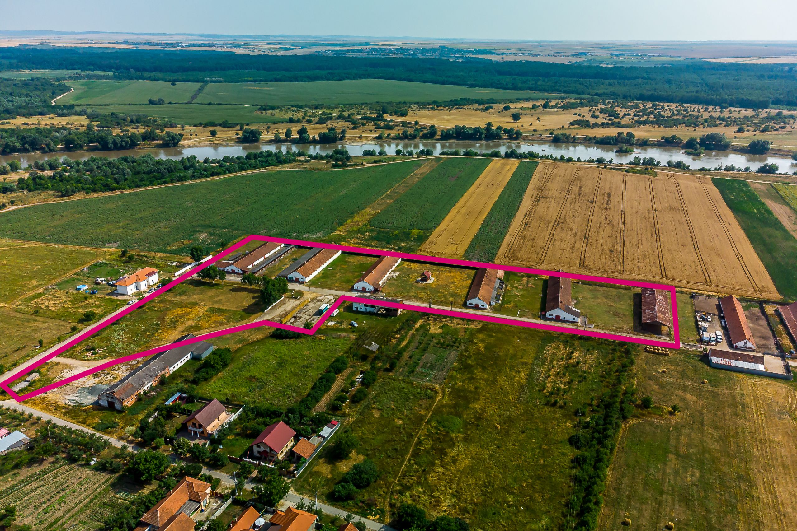 Fermă Mândruloc 2,5 ha — fotografia 12