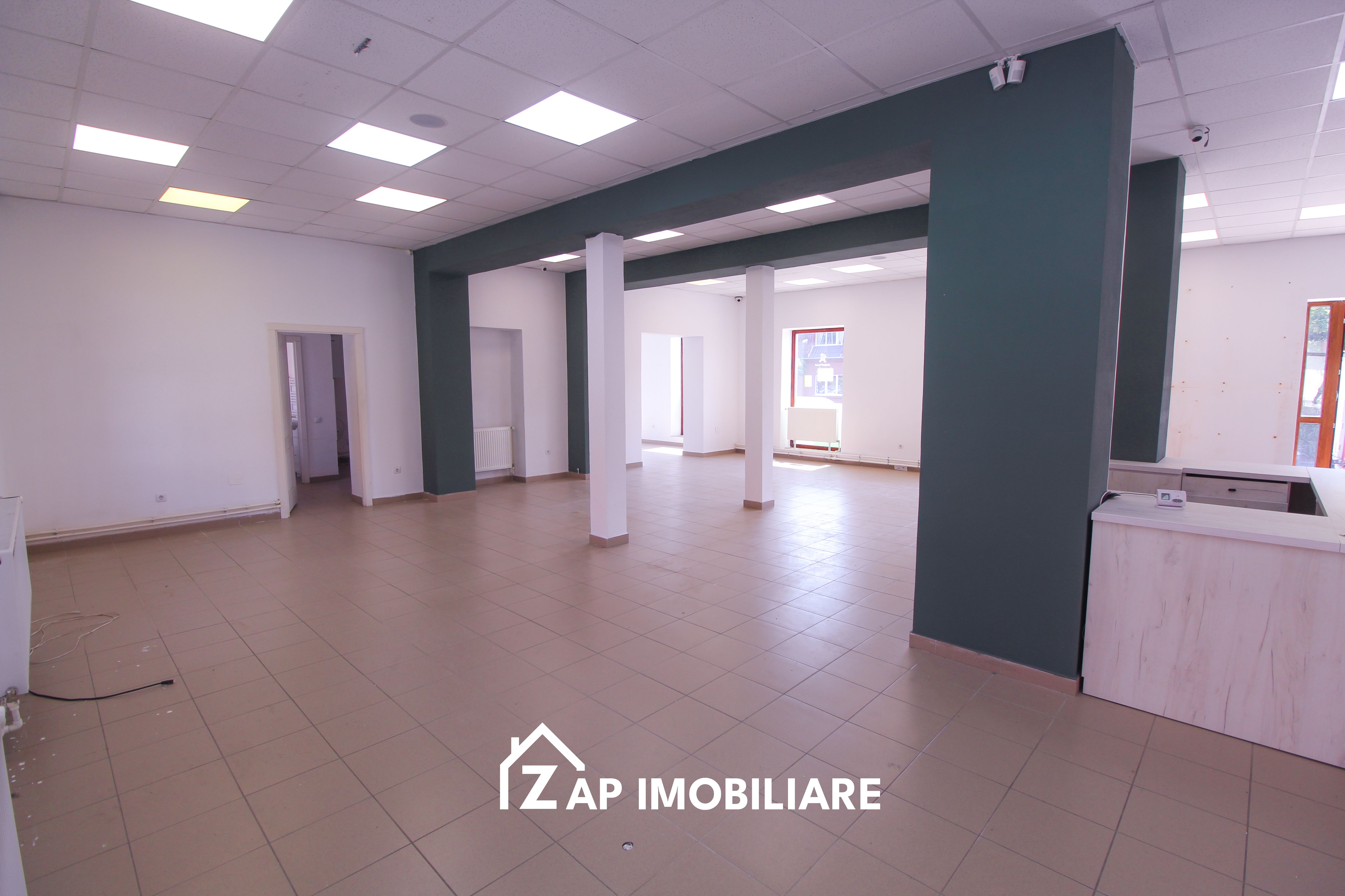 Clădire Stradală langa LIDL cu Vad Intens | Teren 1.100 mp | Zero Comision — fotografia 2