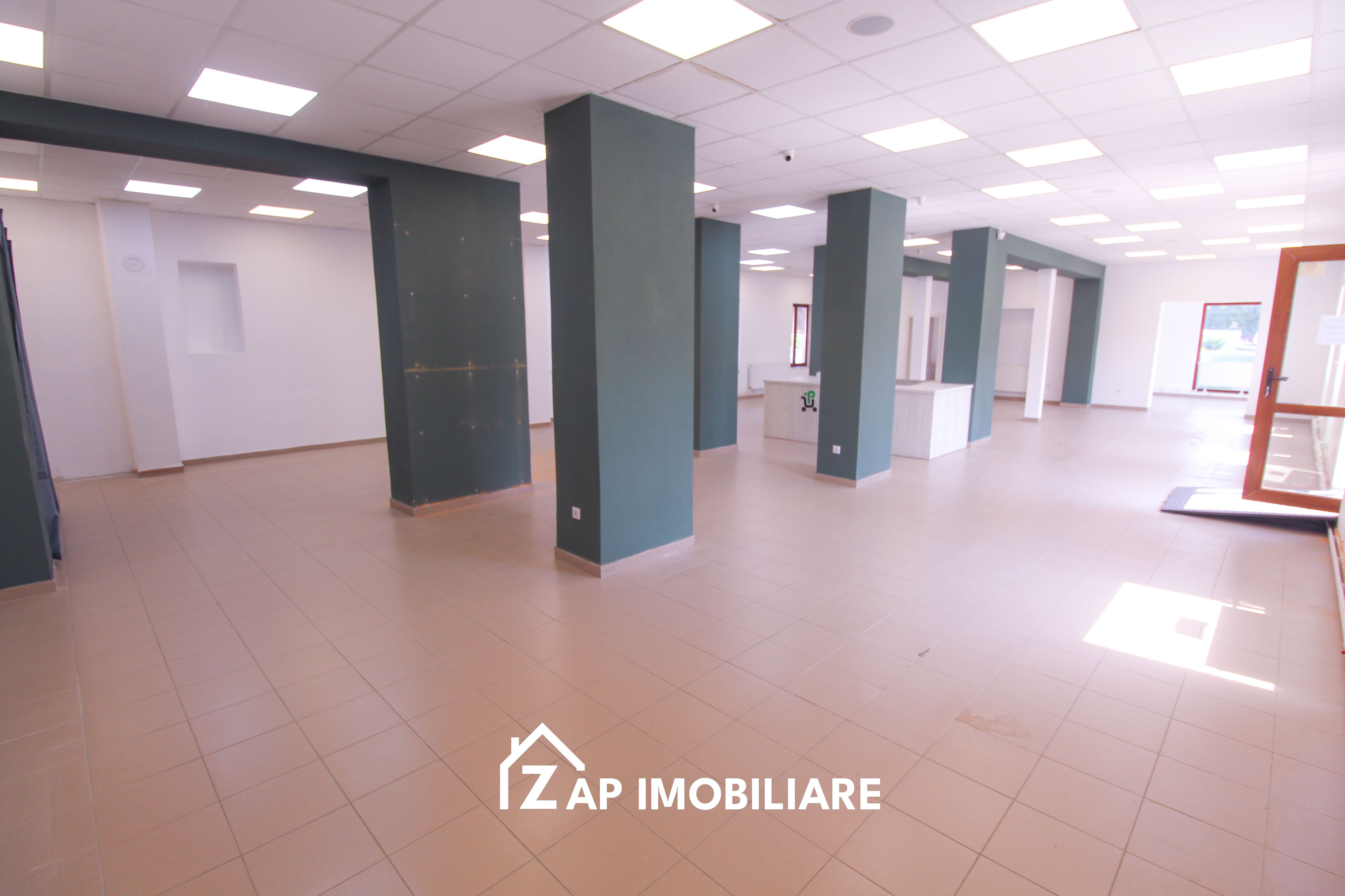 Clădire Stradală langa LIDL cu Vad Intens | Teren 1.100 mp | Zero Comision — fotografia 3