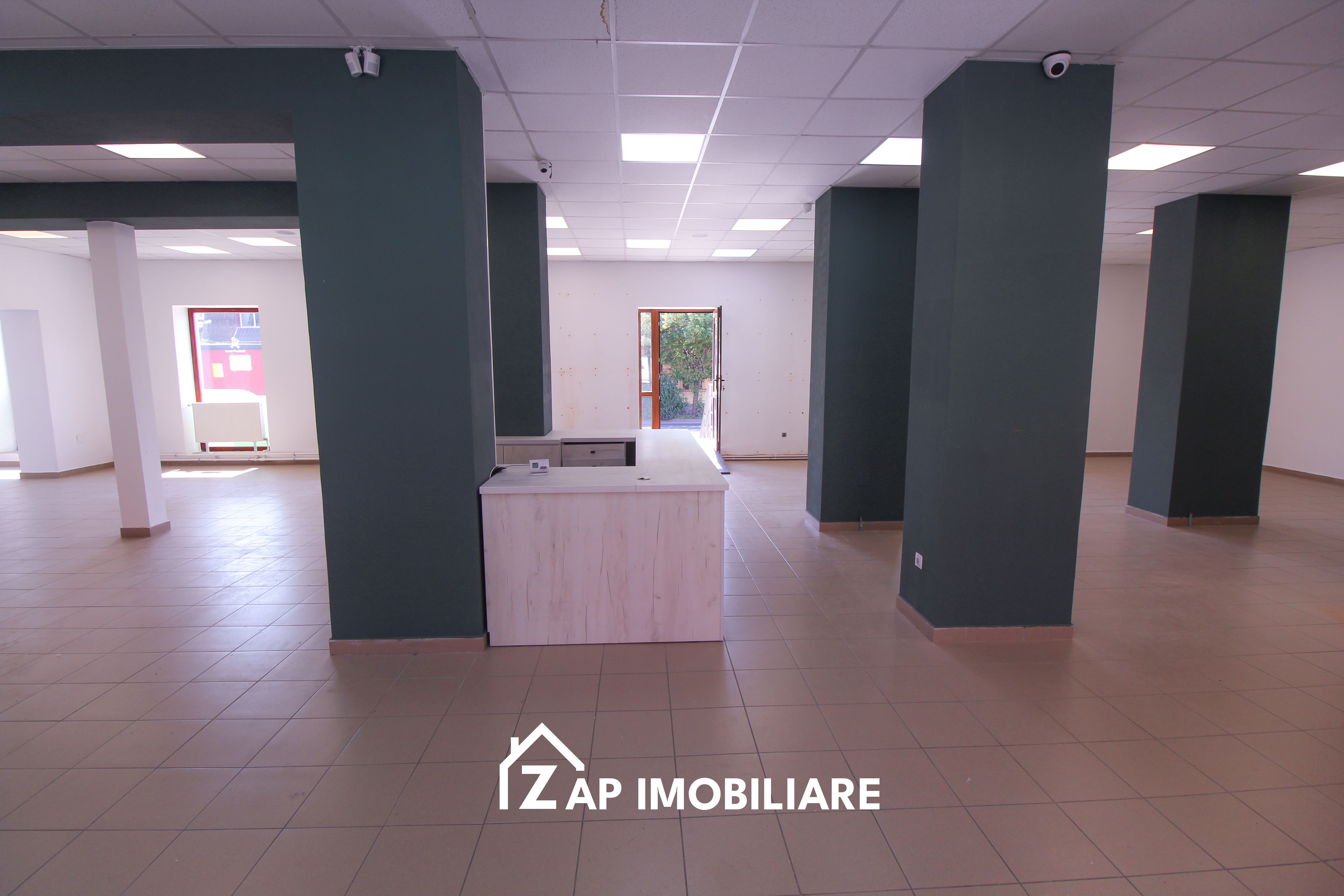 Clădire Stradală langa LIDL cu Vad Intens | Teren 1.100 mp | Zero Comision — fotografia 4