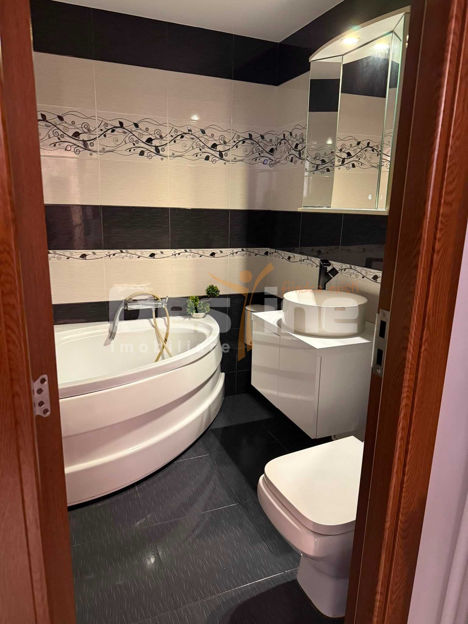Apartament 3 camere decomandat | Apărătorii Patriei (7 min metrou) — fotografia 6