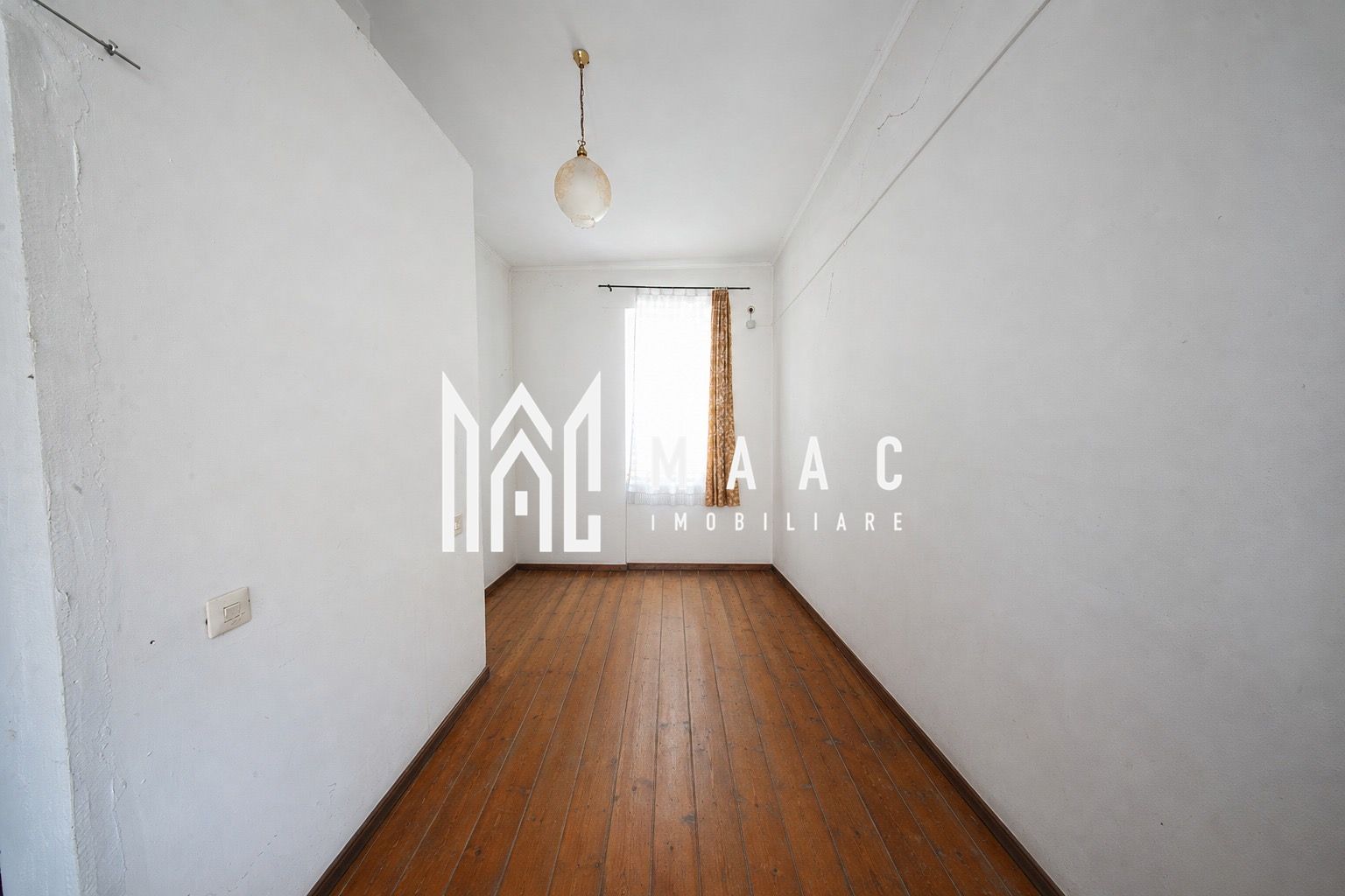 Casă 6 camere | Ultracentral Sibiu | 280 mp, curte proprie — fotografia 8