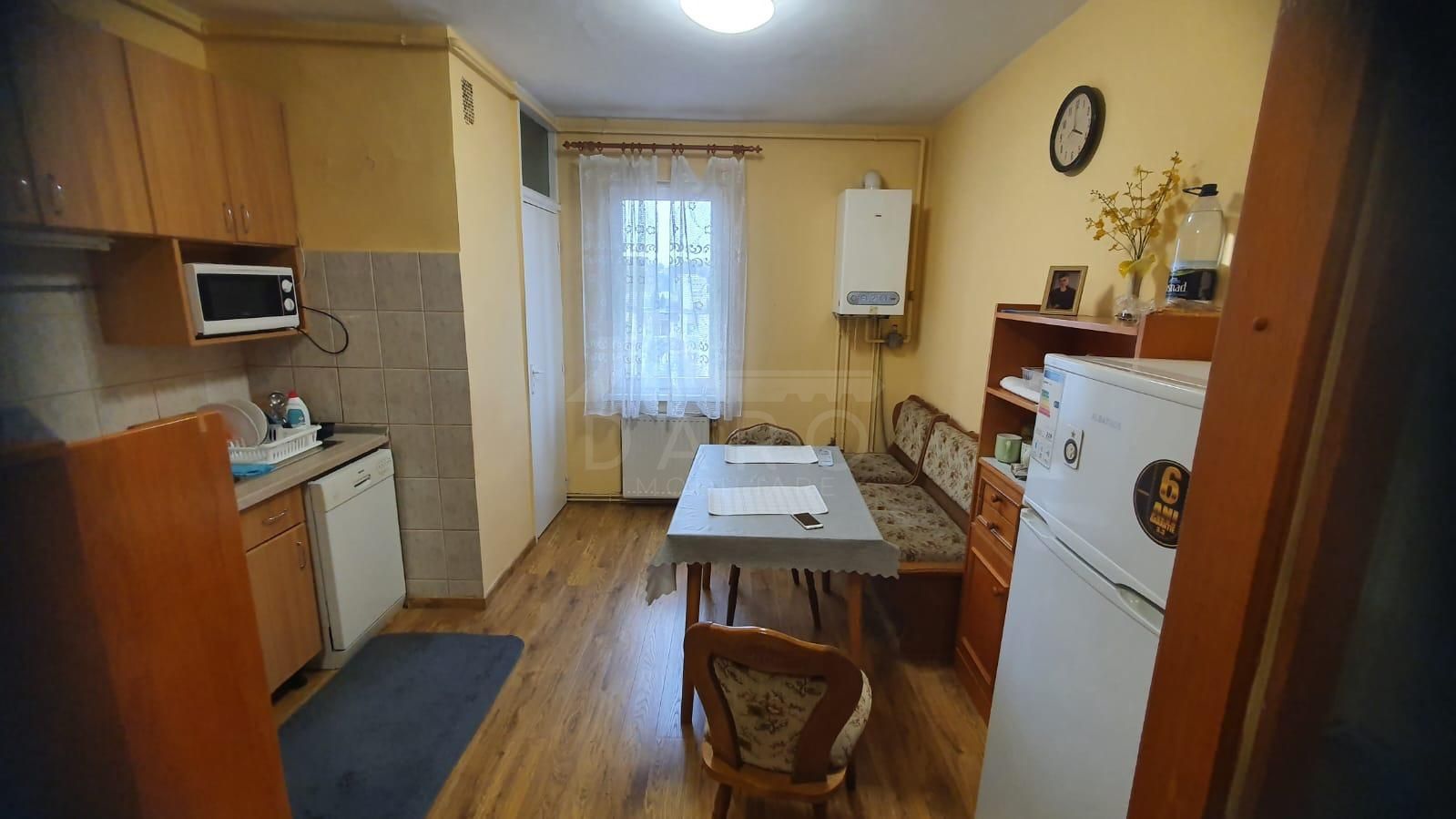 Apartament doua camere de inchiriat -350 EUR -TUDOR — fotografia 3