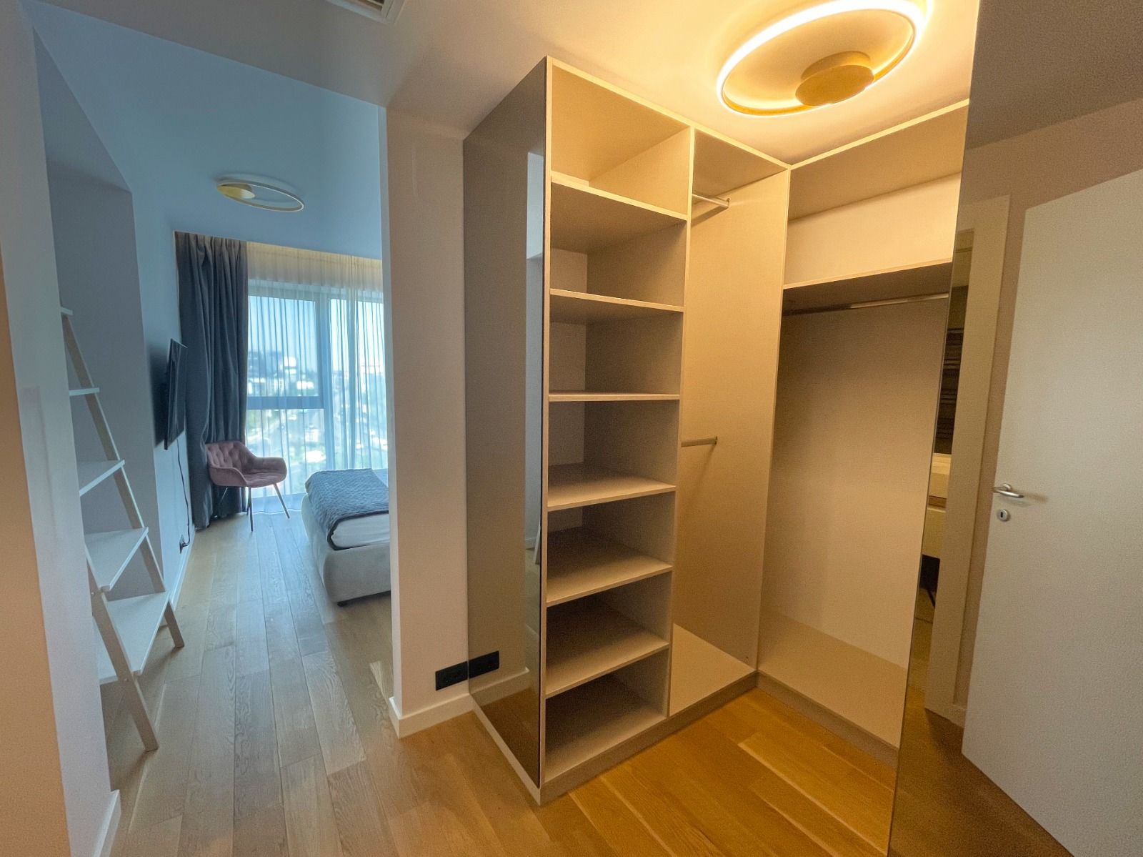 One Herastrau Towers | Zona de dressing | Apartament exclusivist | Lux — fotografia 11