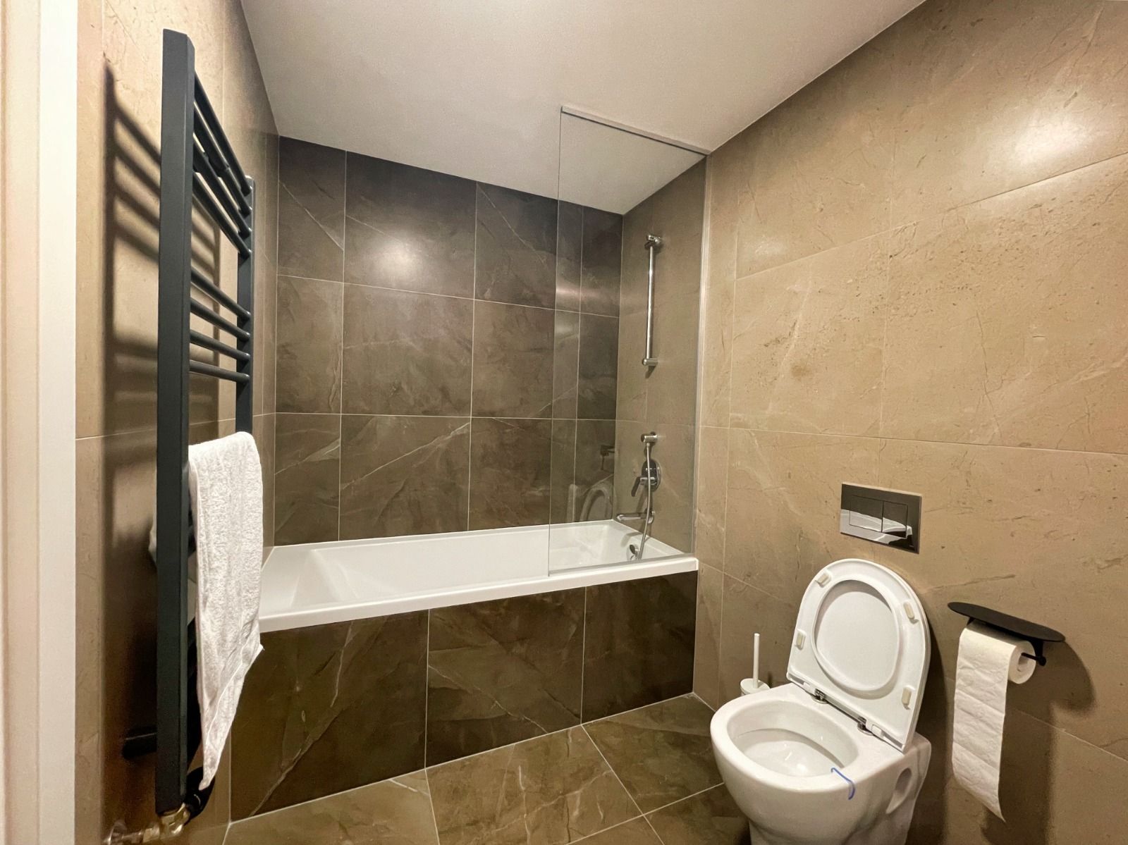 One Herastrau Towers | Zona de dressing | Apartament exclusivist | Lux — fotografia 14