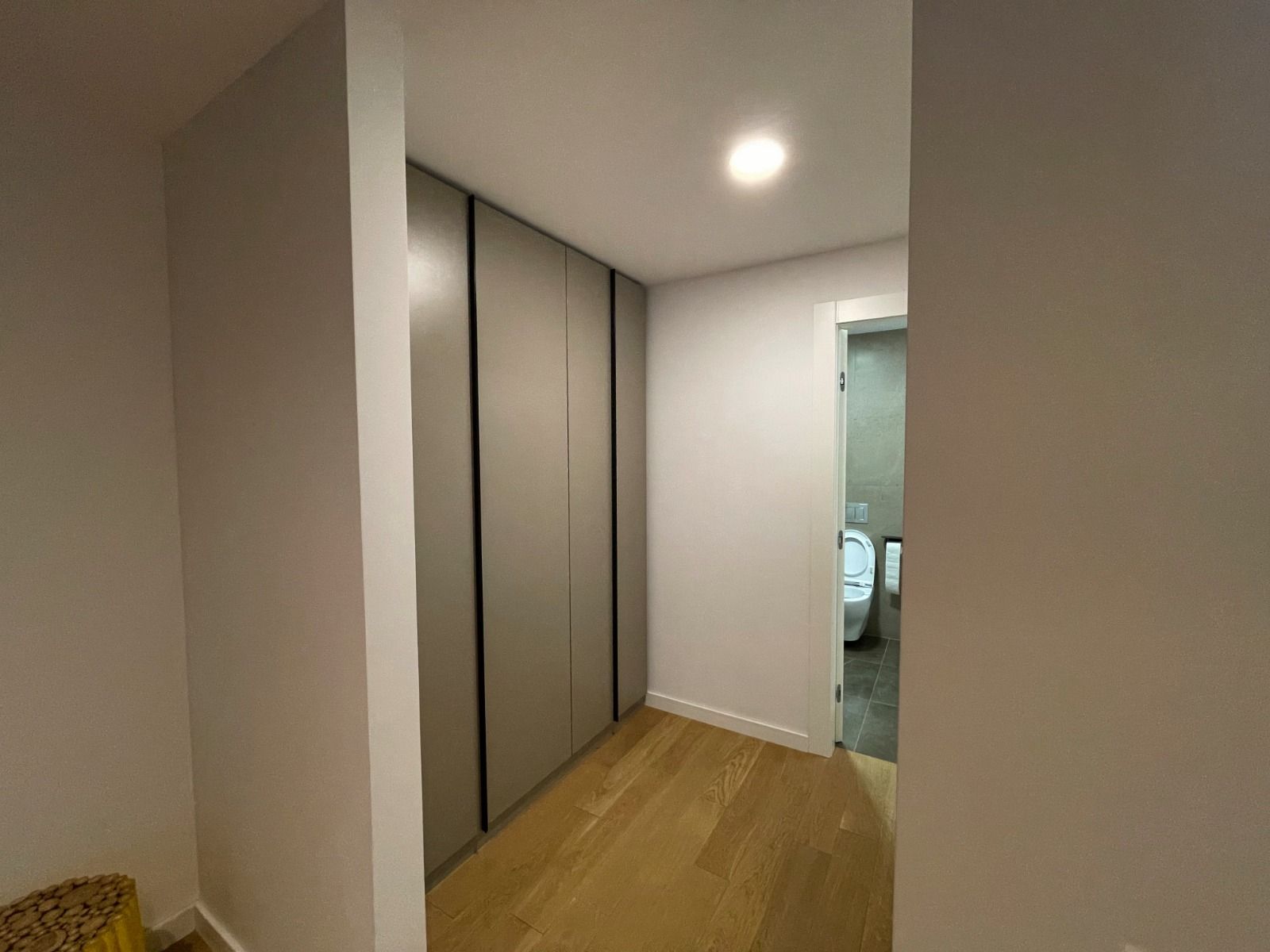 One Herastrau Towers | Zona de dressing | Apartament exclusivist | Lux — fotografia 9
