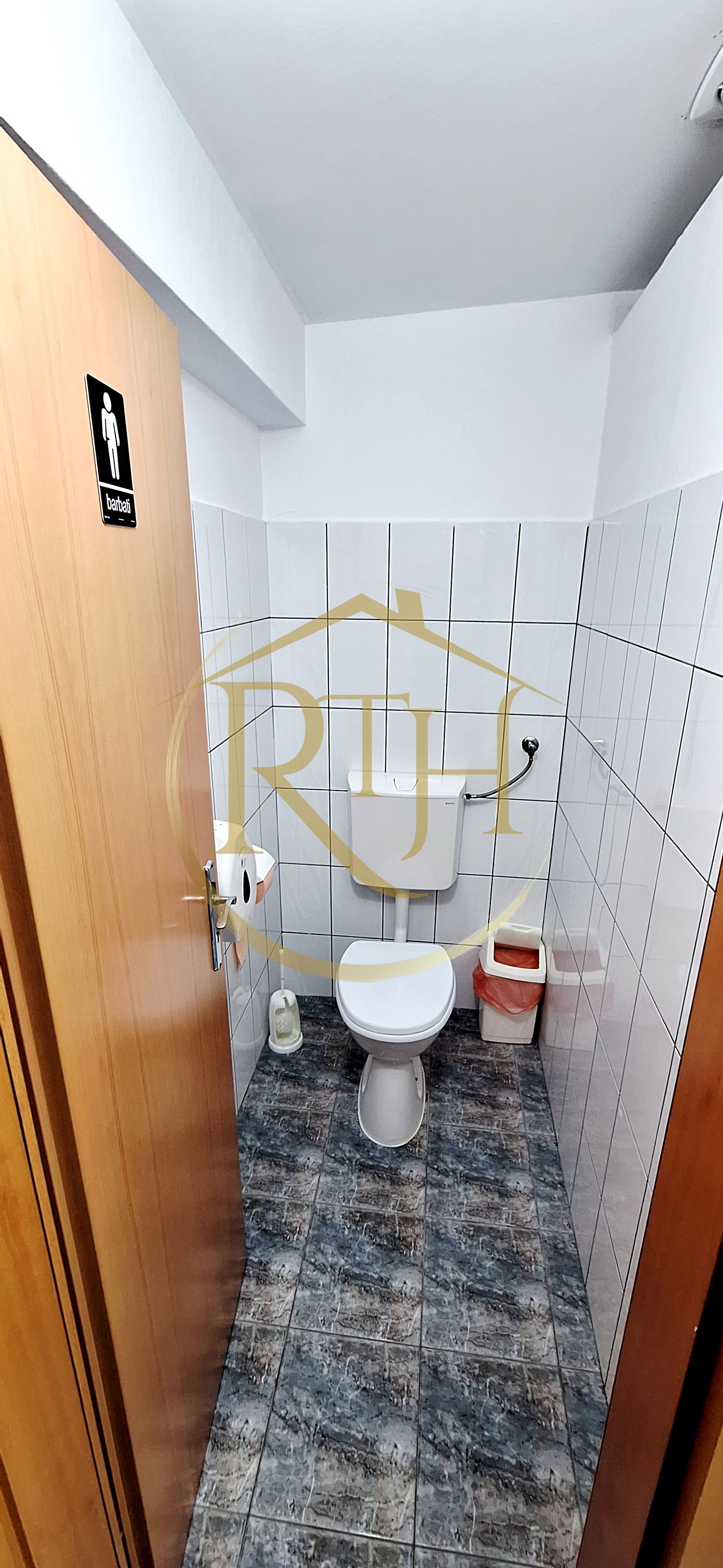 Oferim spre inchiriere spatii pentru birouri, zona Soarelui, parcare privata — fotografia 15