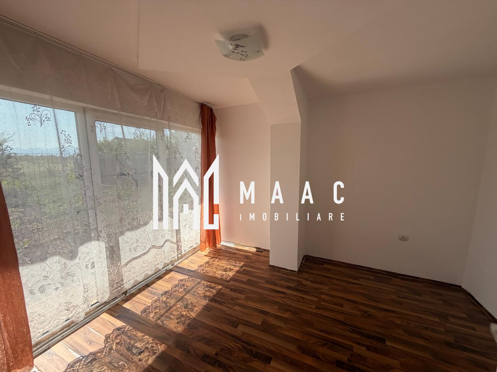 Apartament de vânzare | Turnisor, Sibiu | la casă, curte — fotografia 3
