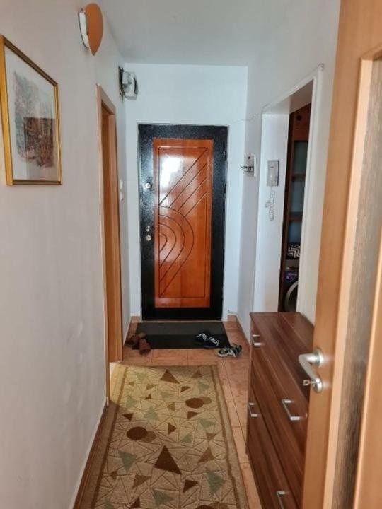 Inchiriez apartament cu 2 camere — fotografia 3