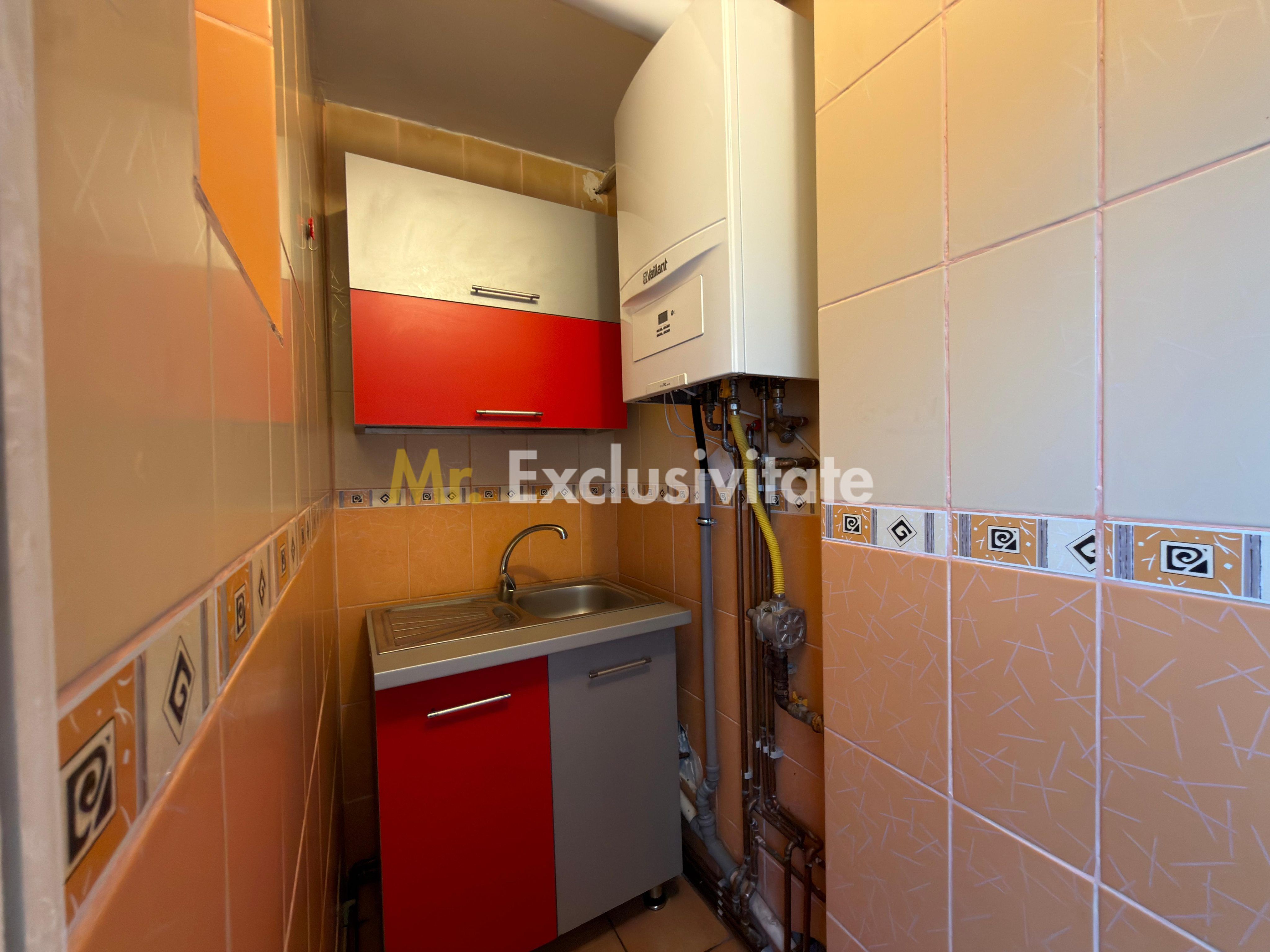 Garsonieră spațioasă de închiriat în Mioveni – zona Robea — fotografia 6