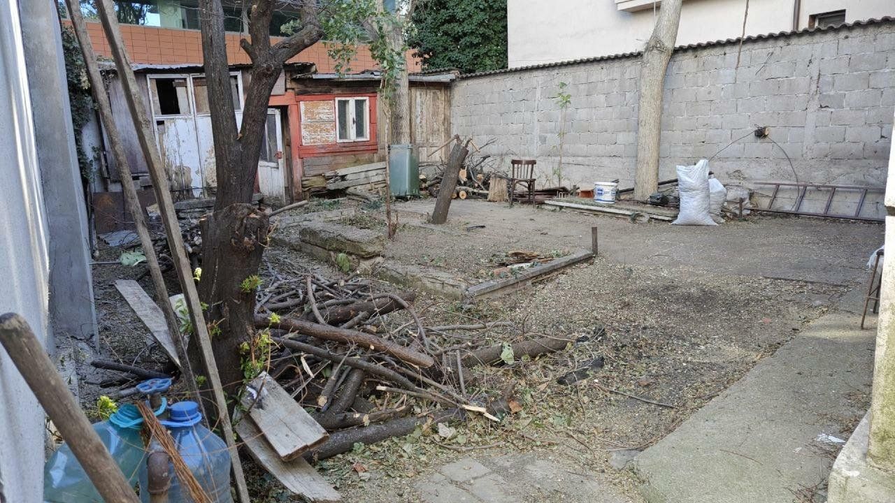 Teren 293 mp si casa 94 mp, doar acces pietonal — fotografia 3
