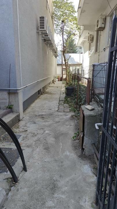 Teren 293 mp si casa 94 mp, doar acces pietonal — fotografia 4