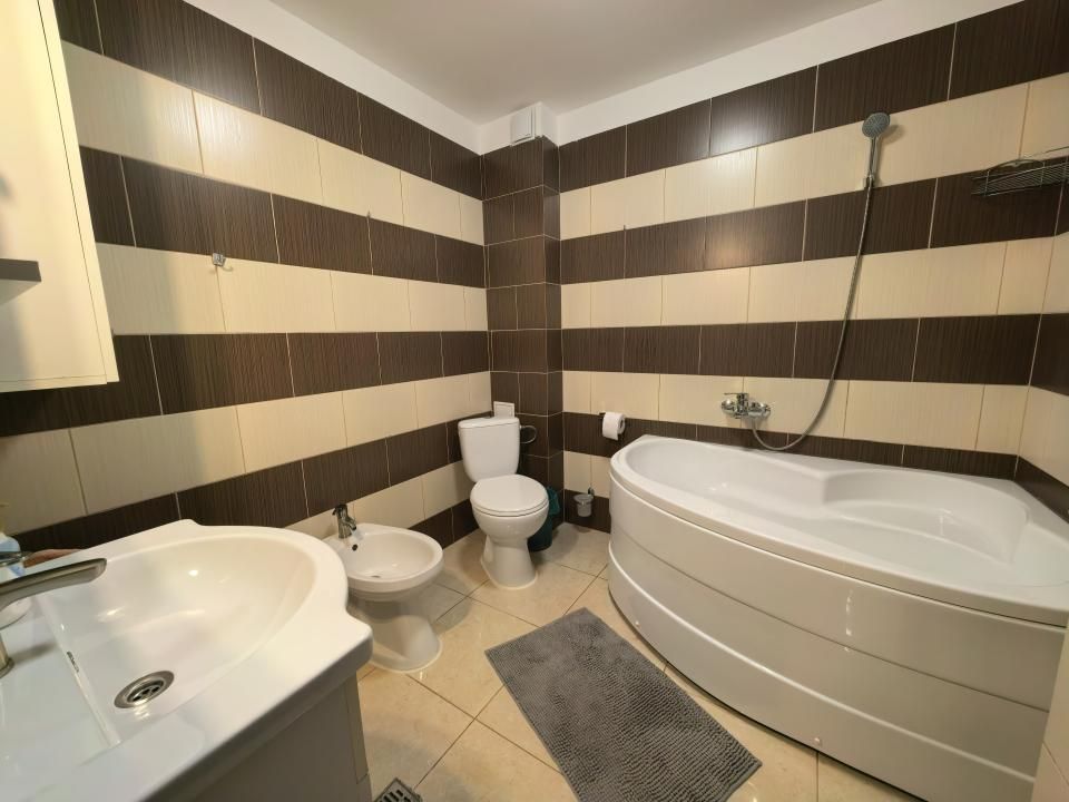 Apartament 3 camere 66 mp mobilat, cu balcon, gradina și loc de parcare subteran — fotografia 10