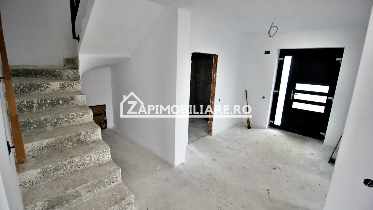 Casa 4 camere la cheie,2bai,120 mp,501 mp teren,zona Corunca — fotografia 7