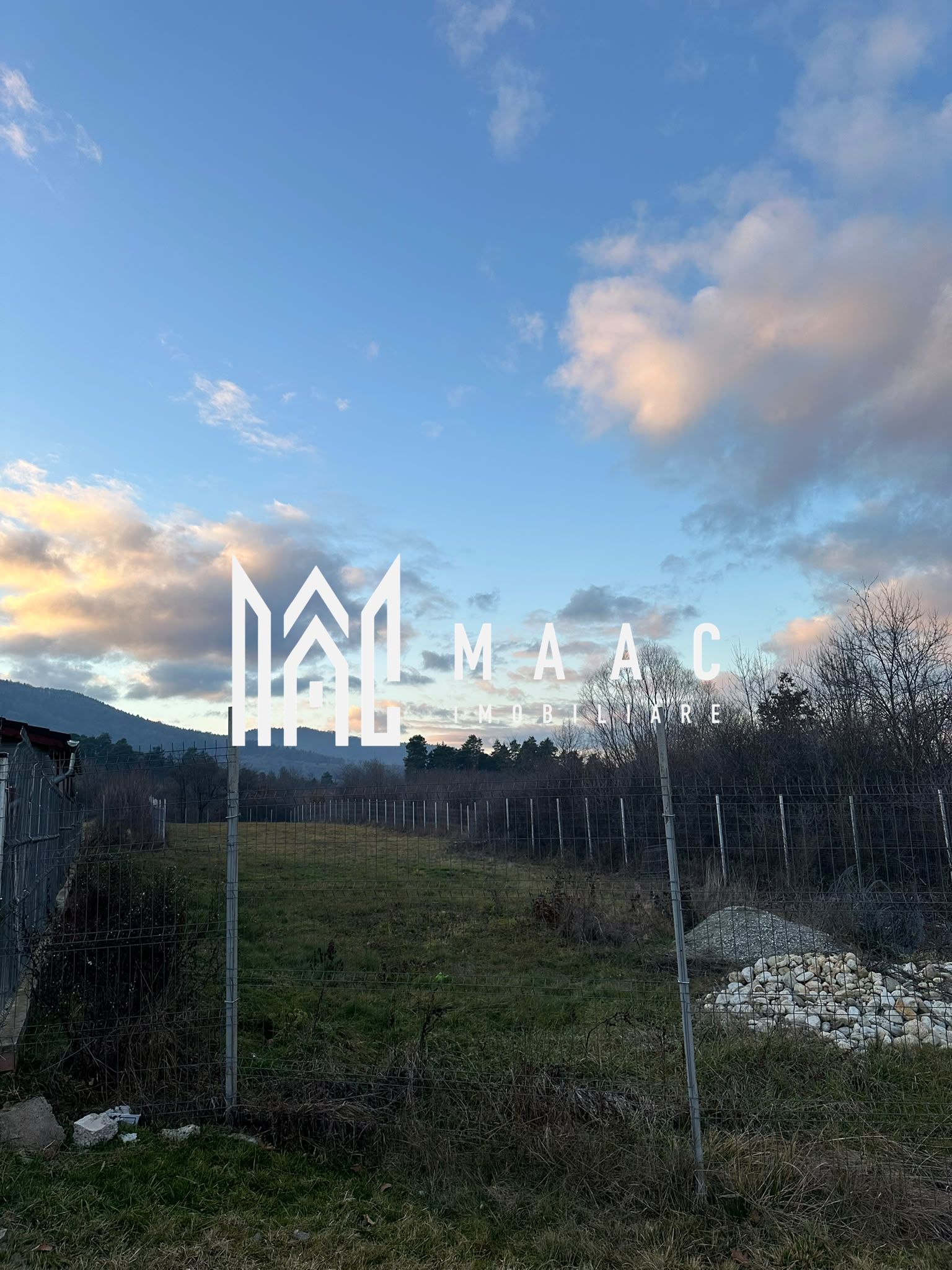 Teren intravilan de vânzare | Sibiel | 1.821 mp | vedere spre munte