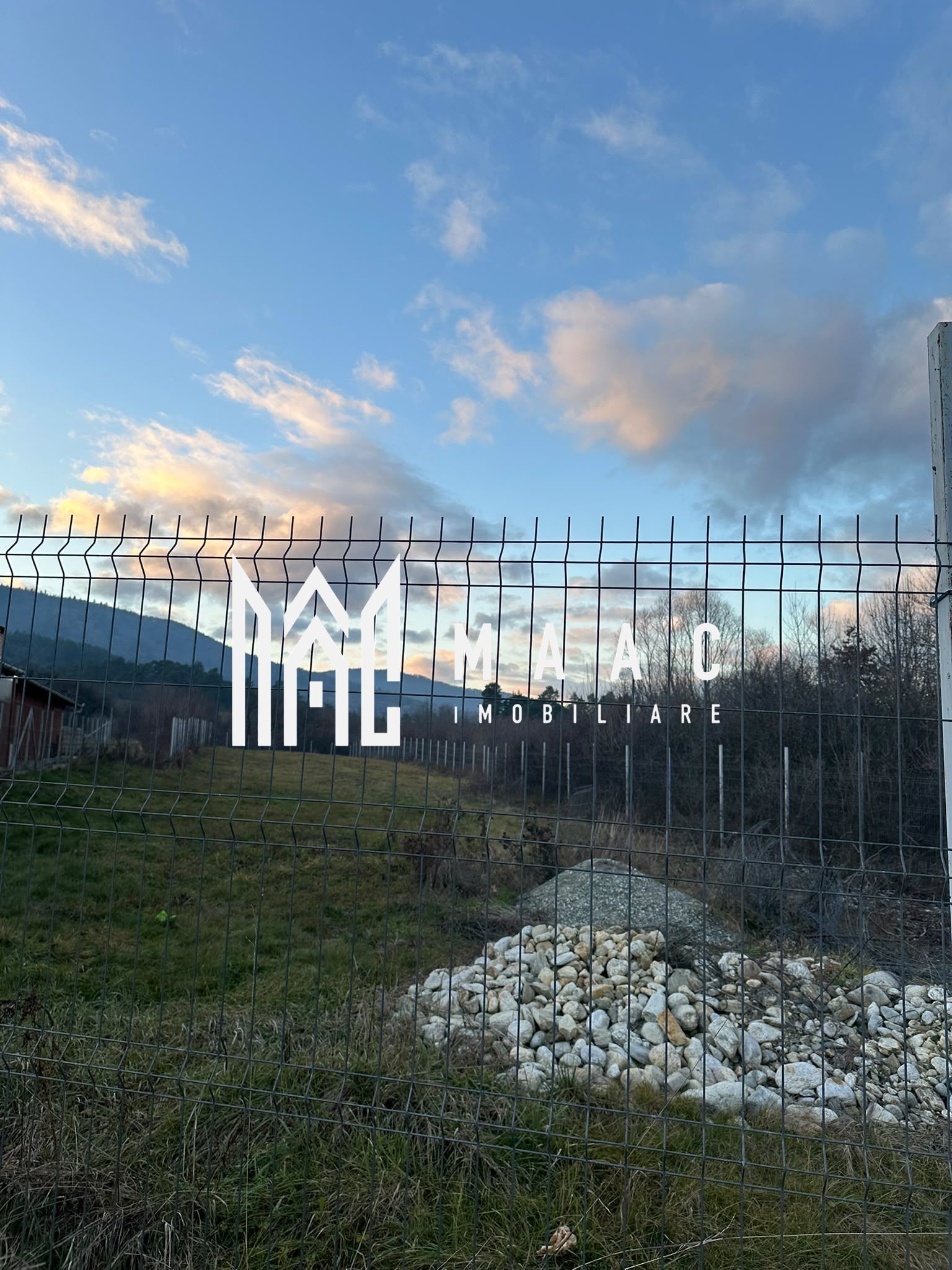 Teren intravilan de vânzare | Sibiel | 1.821 mp | vedere spre munte — fotografia 11