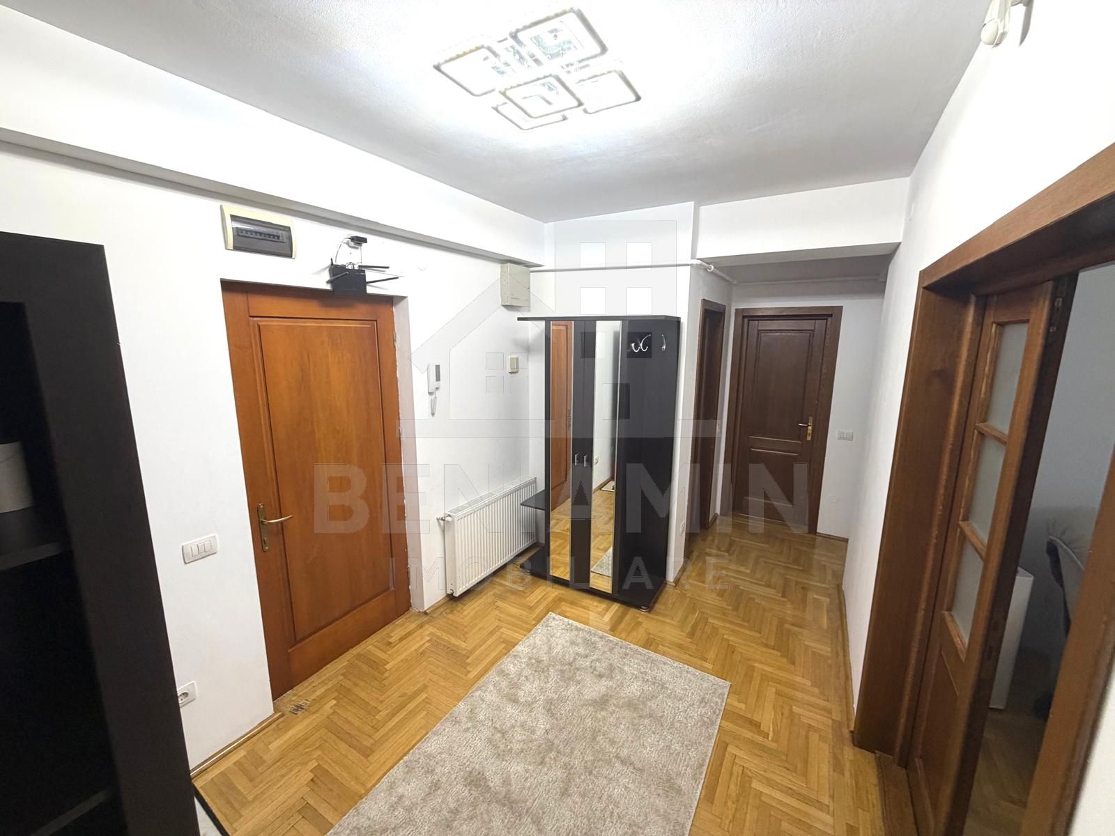 Apartament 2 camere 83mp parter cu gradina Stadion Ion Oblemenco 2007 — fotografia 6