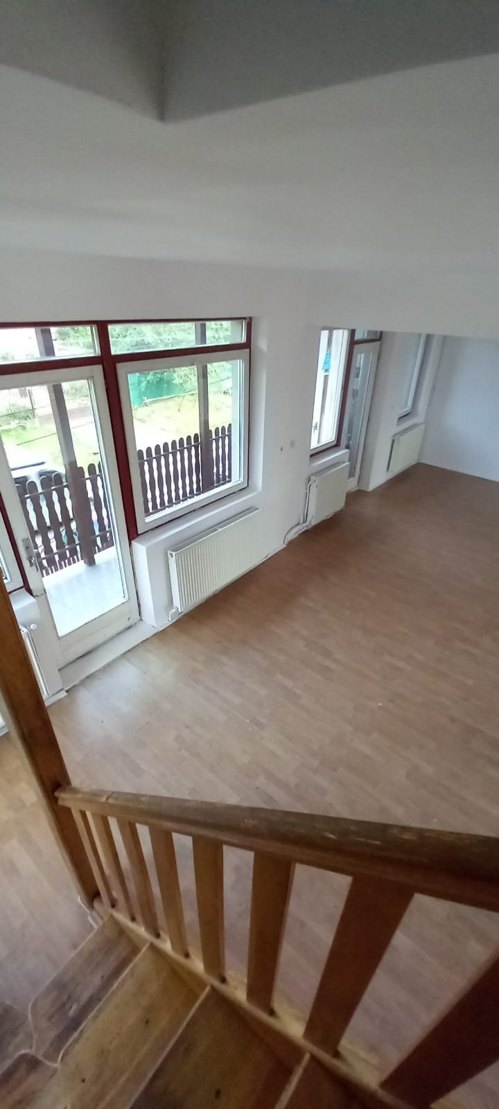 Oportunitate rară – apartament pe doua niveluri+o garsoniera!! — fotografia 3
