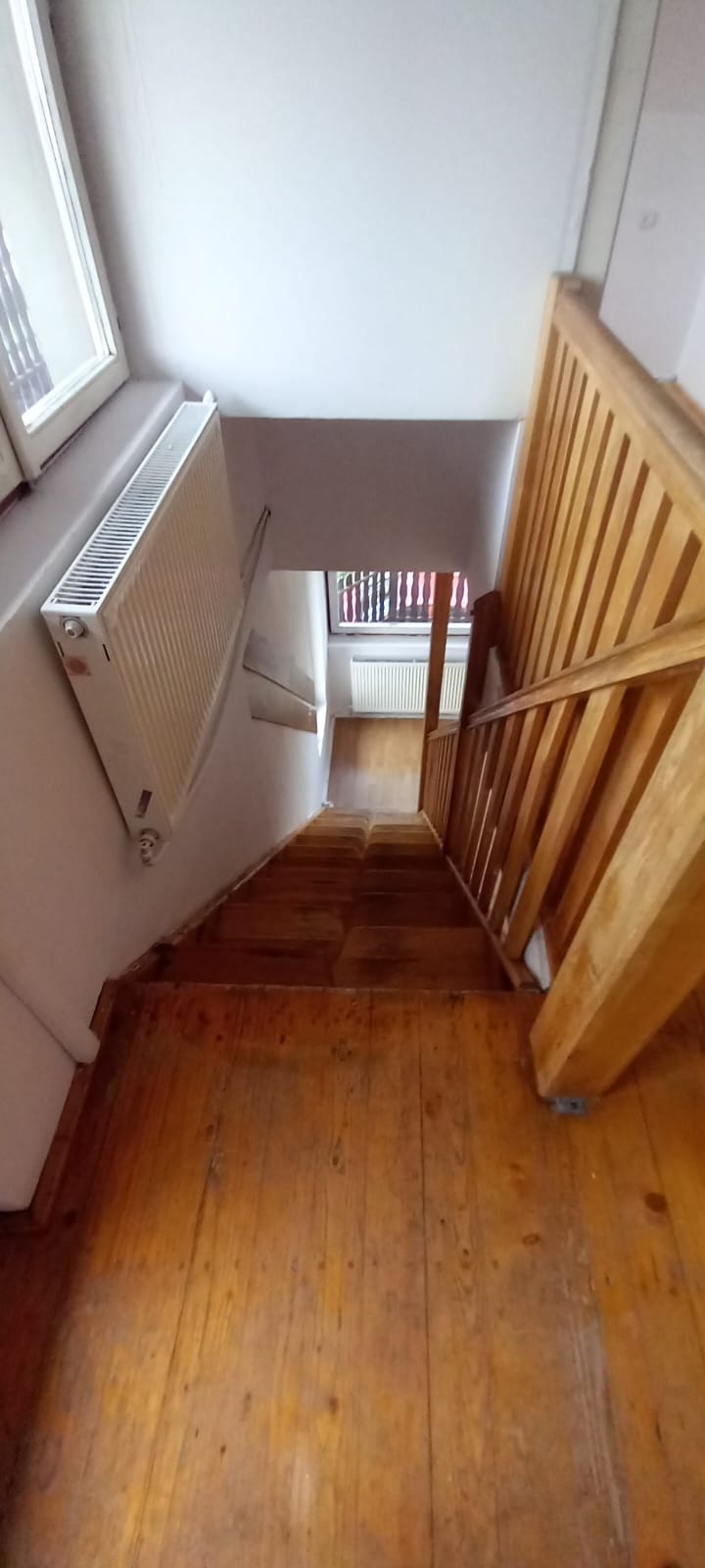 Oportunitate rară – apartament pe doua niveluri+o garsoniera!! — fotografia 5