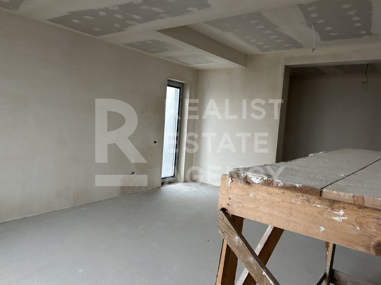 Casă P+1, 315 m² utili | Teren 1.530 m² | Pe malul lacului Ostratu — fotografia 11