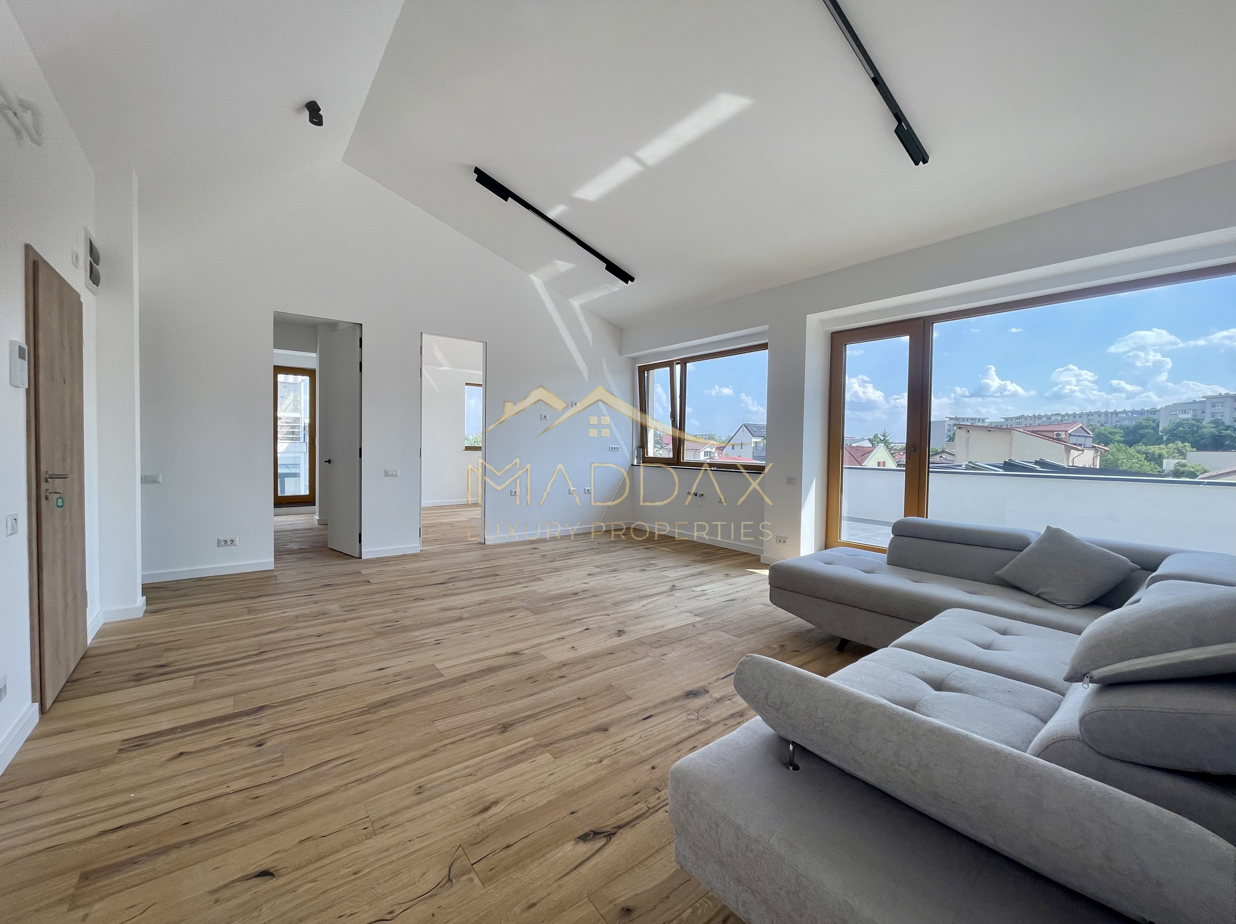 Apartament 4 Camere**TERASA 57 MP**Bloc boutique***NOU// DOMENII