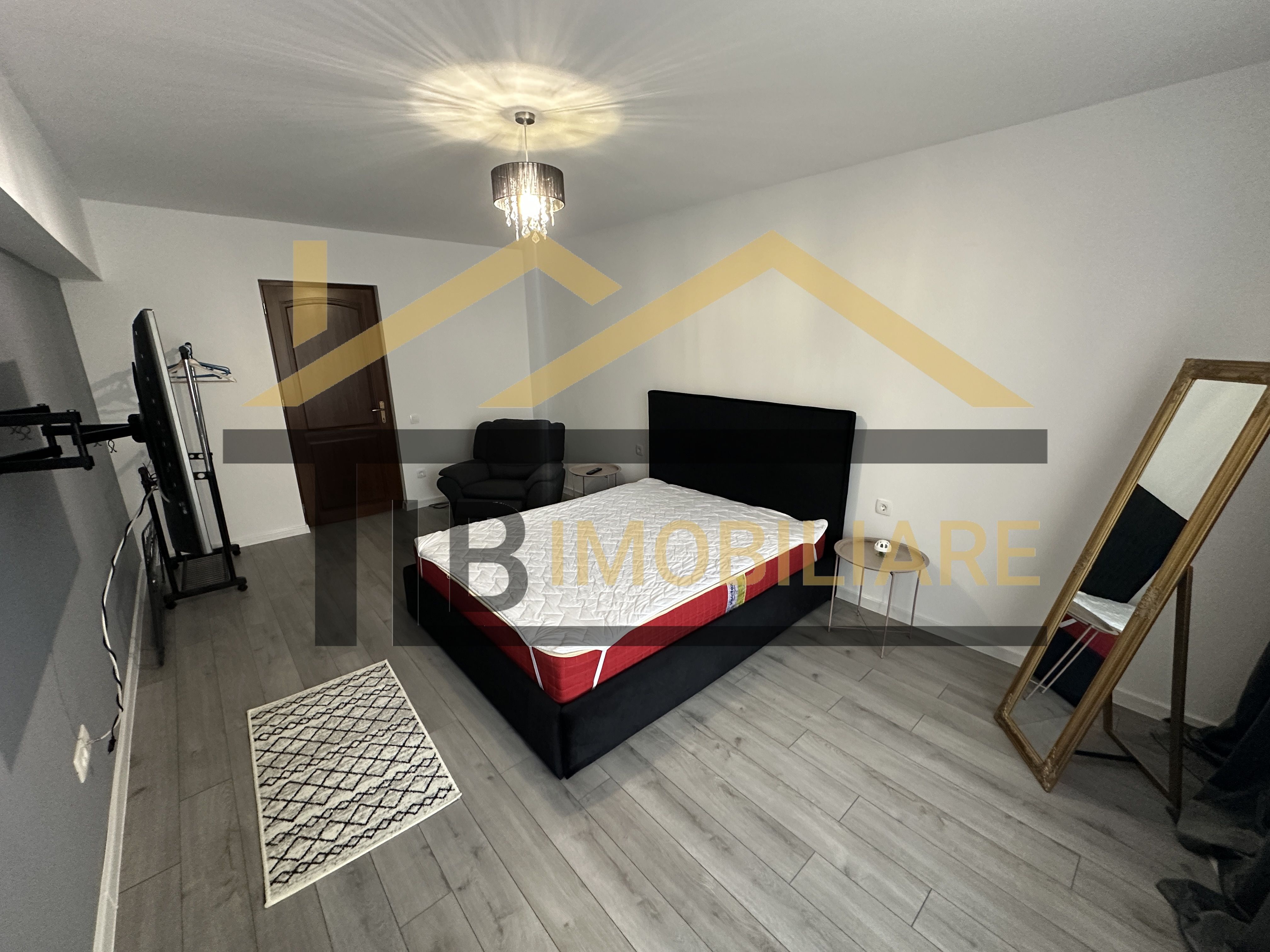 Apartament de 3 camere, 70mp, parcare, Zona Semi-Central — fotografia 5