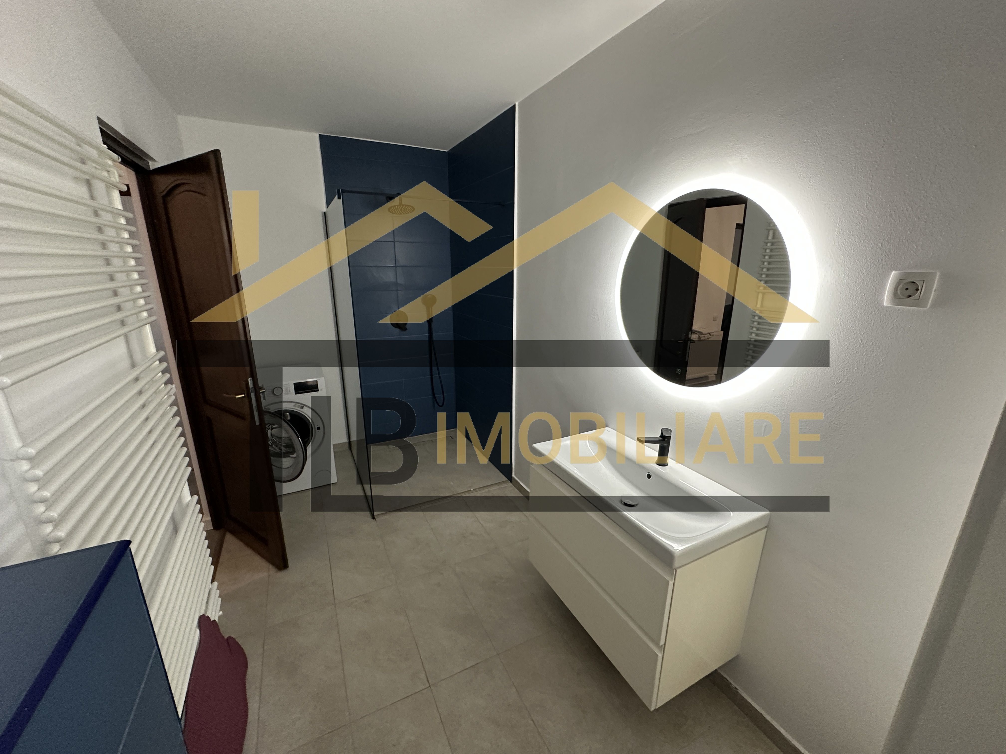 Apartament de 3 camere, 70mp, parcare, Zona Semi-Central — fotografia 9