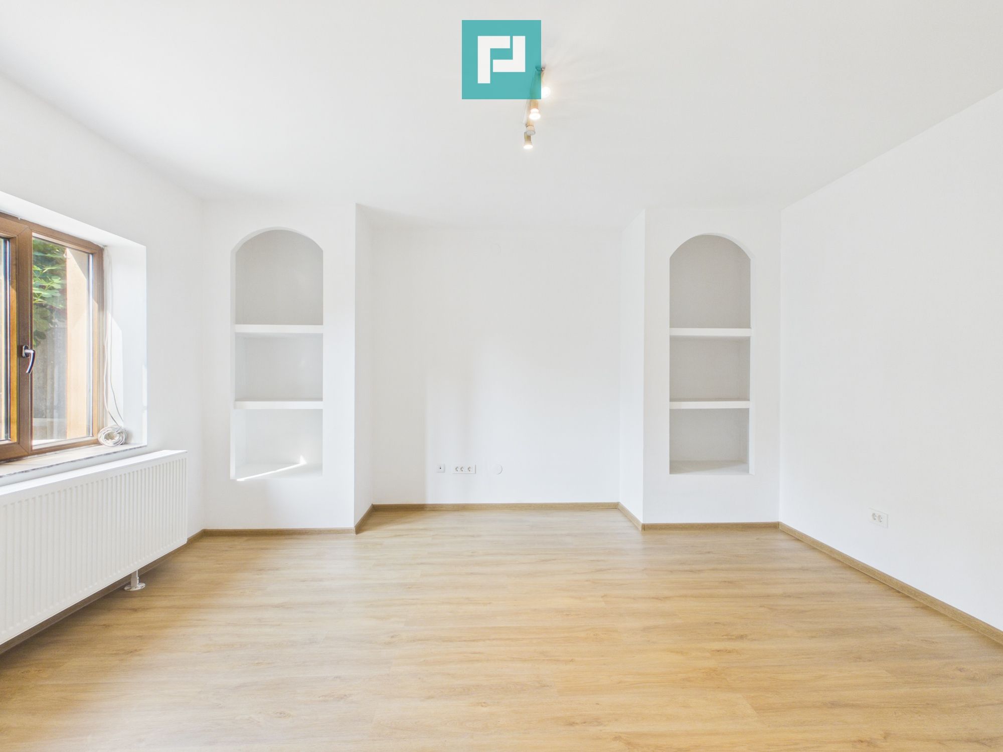 Casă renovată ultracentral | Str. Primăriei — fotografia 3