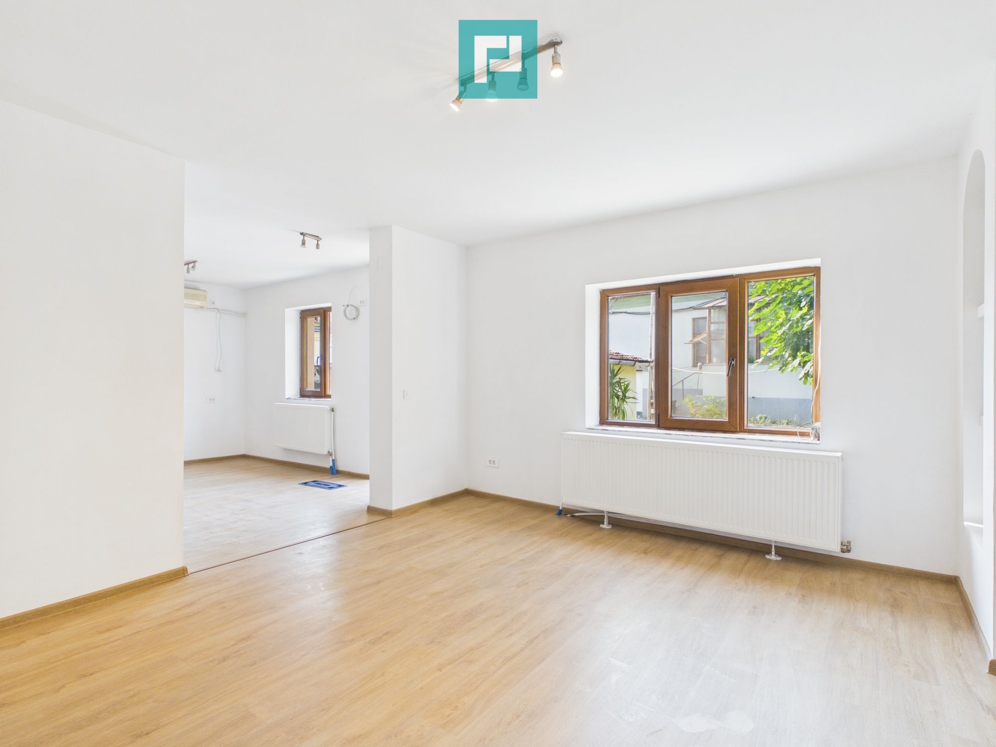 Casă renovată ultracentral | Str. Primăriei — fotografia 5