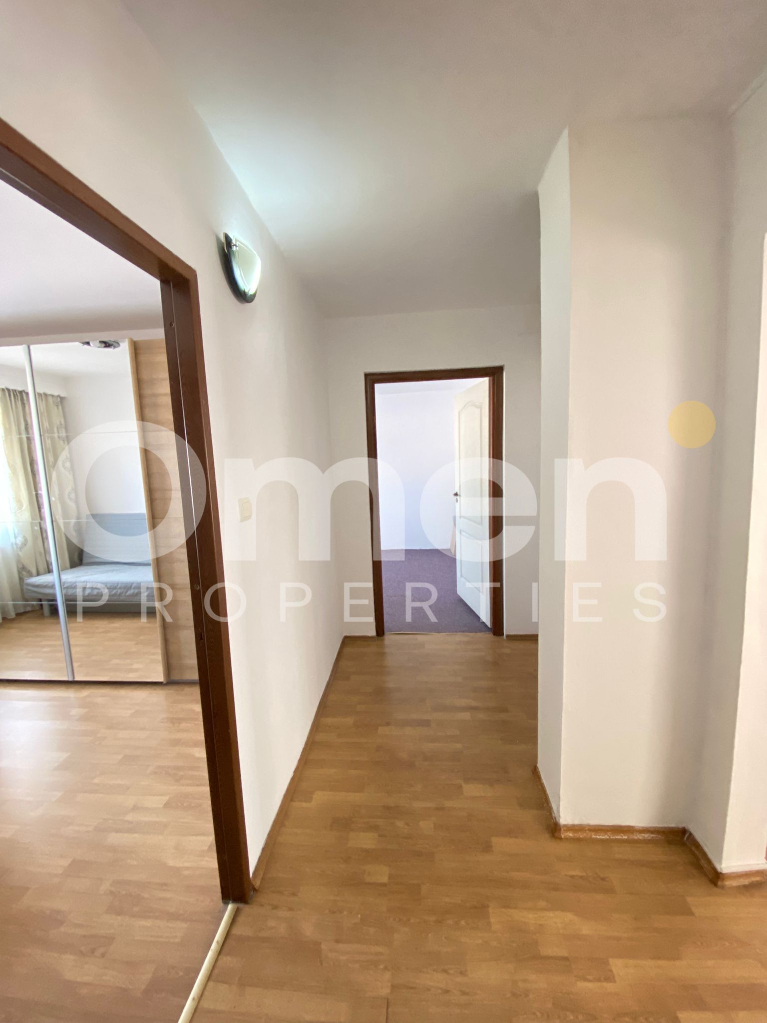 Apartament spatios cu 4 camere decoamndat, zona Republicii — fotografia 15