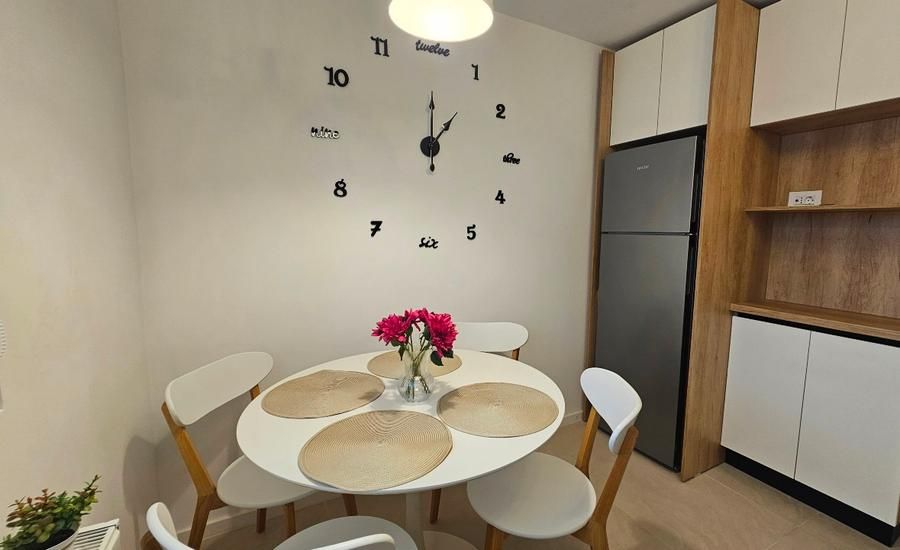 2 camere de închiriat – TOTUL NOU, renovat integral! ✨ — fotografia 3