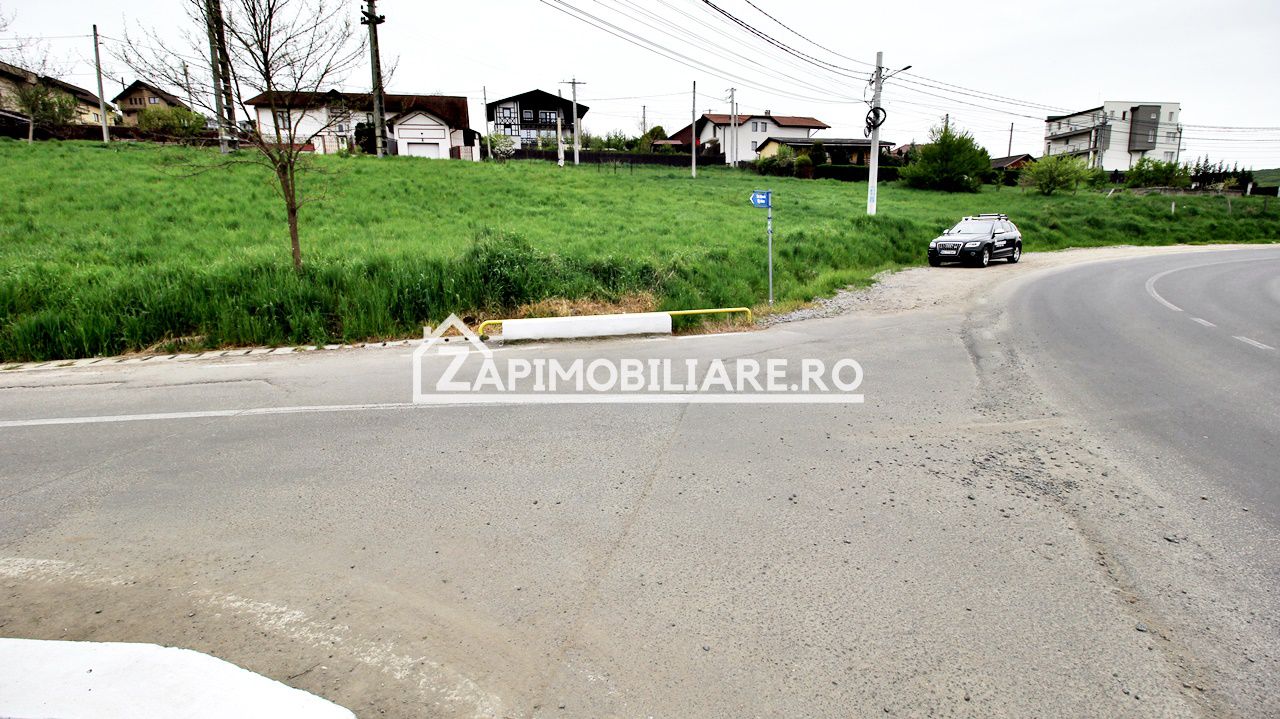 Teren Corunca la sosea cu utilitati 2 parcele de 500mp. — fotografia 5