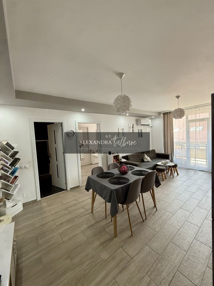 Apartament 3 camere, dressing, balcon, parcare, zona Eroilor