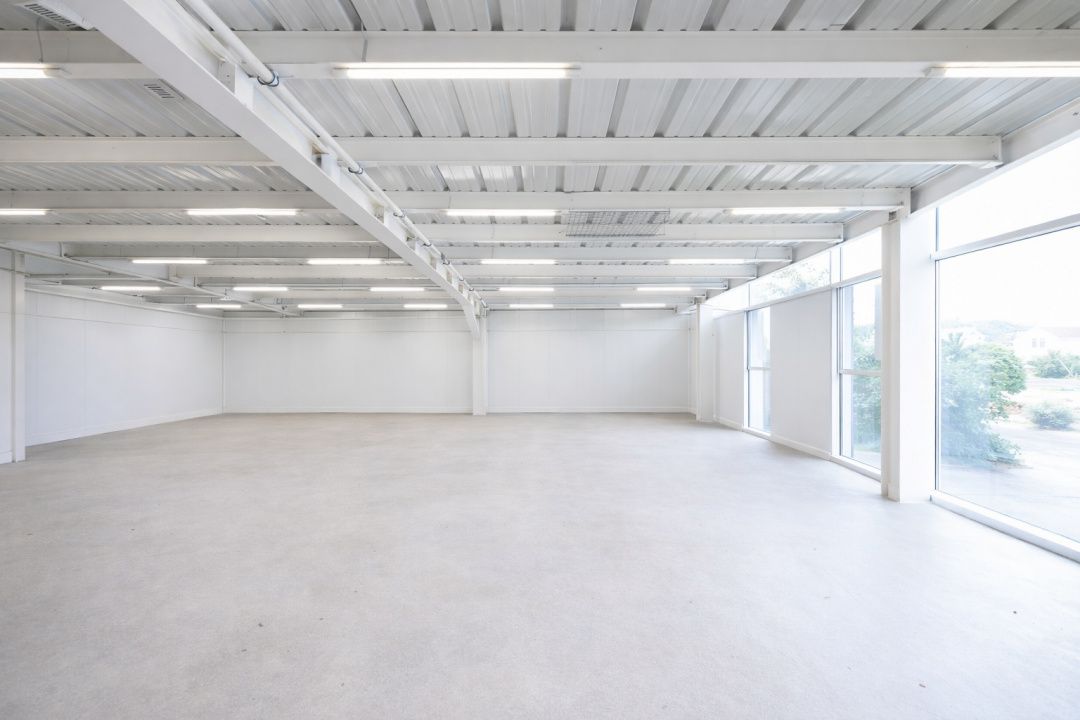 Hală industrială / spațiu comercial – VÂNZARE – DN 65B – Bradu, zonă comercială — fotografia 6