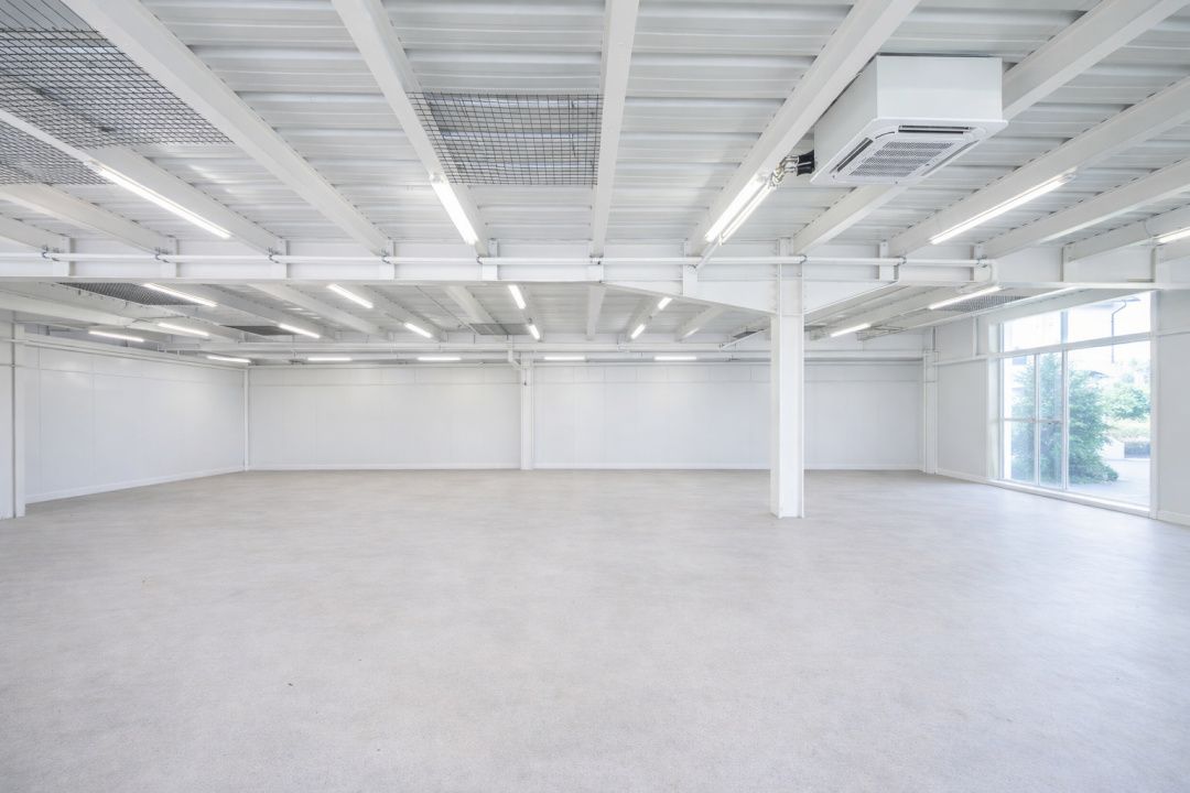 Hală industrială / spațiu comercial – VÂNZARE – DN 65B – Bradu, zonă comercială — fotografia 7