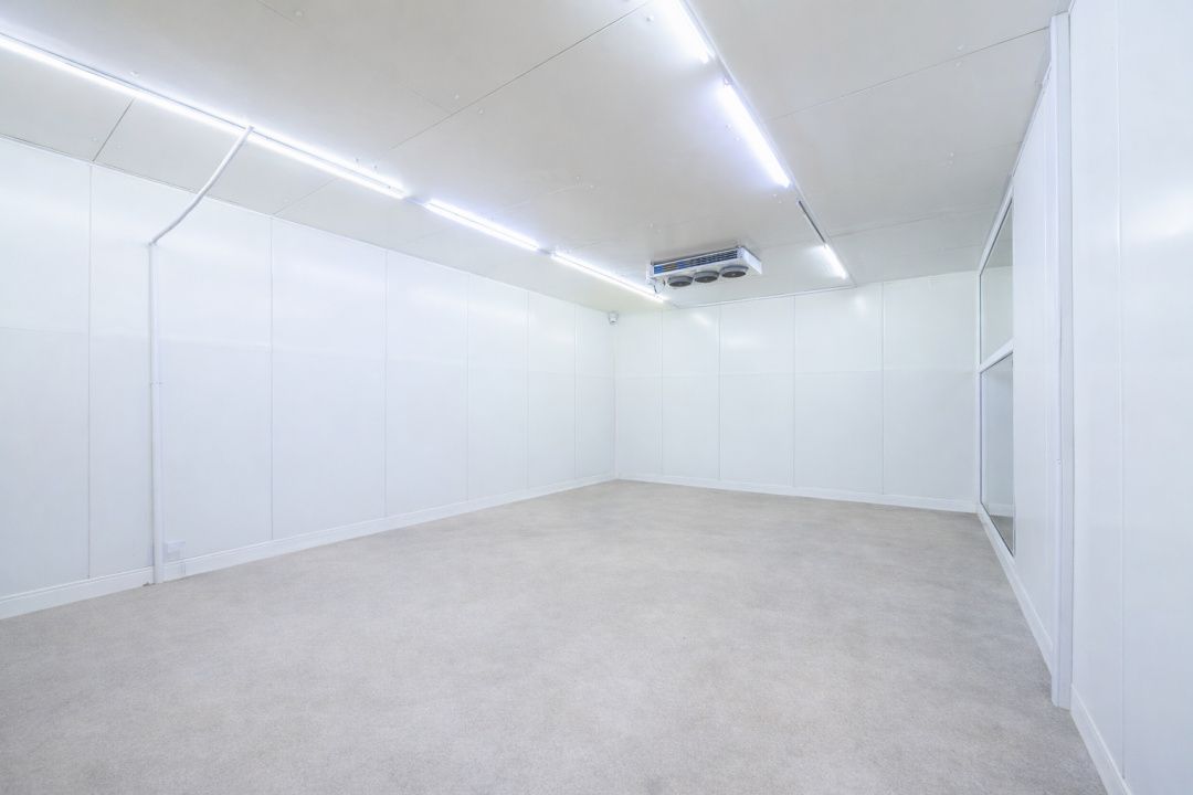 Hală industrială / spațiu comercial – VÂNZARE – DN 65B – Bradu, zonă comercială — fotografia 9