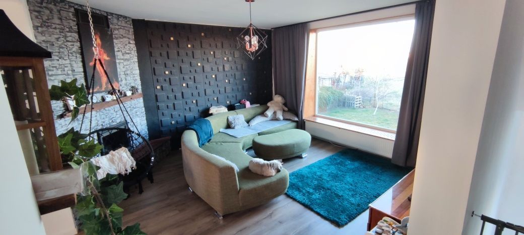 BRASADAS vinde casa cu 7 camere si teren 890mp în Decebal. — fotografia 3