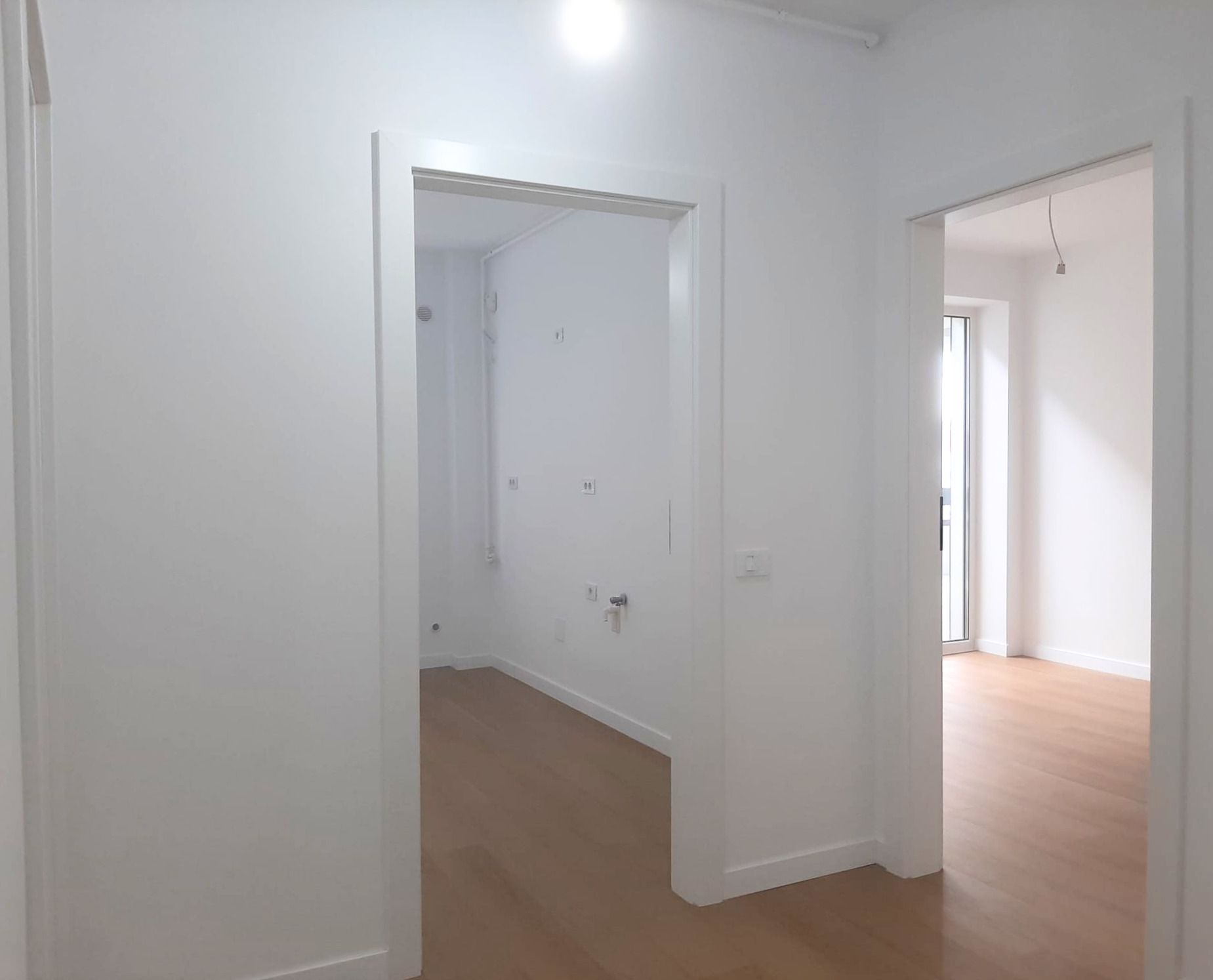 2 Camere Premium în Bartolomeu Zonă în Plină Dezvoltare — fotografia 21