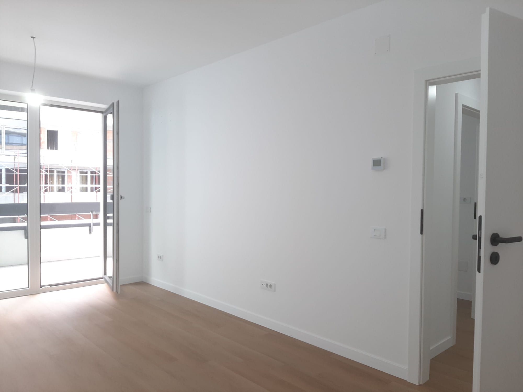 2 Camere Premium în Bartolomeu Zonă în Plină Dezvoltare — fotografia 4