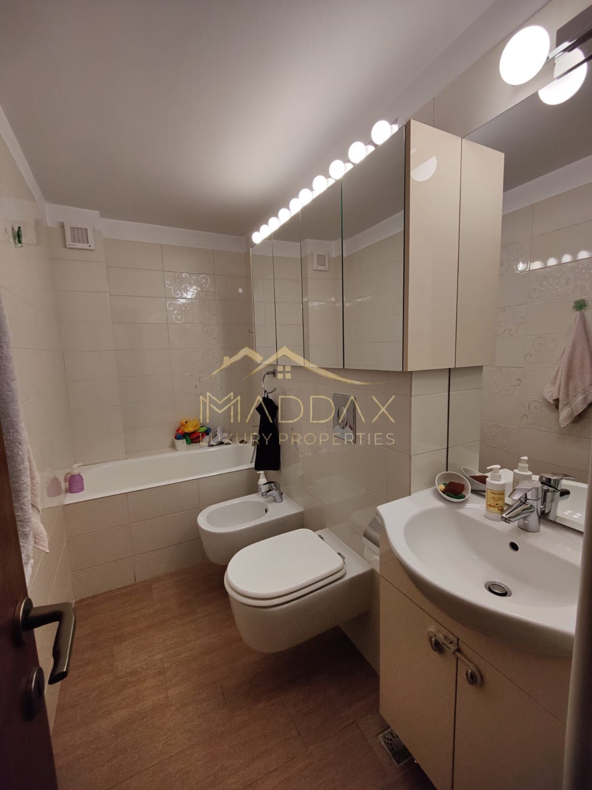 Inchiriere 3 Camere/Utilat /13 Septembrie/Parcare — fotografia 11