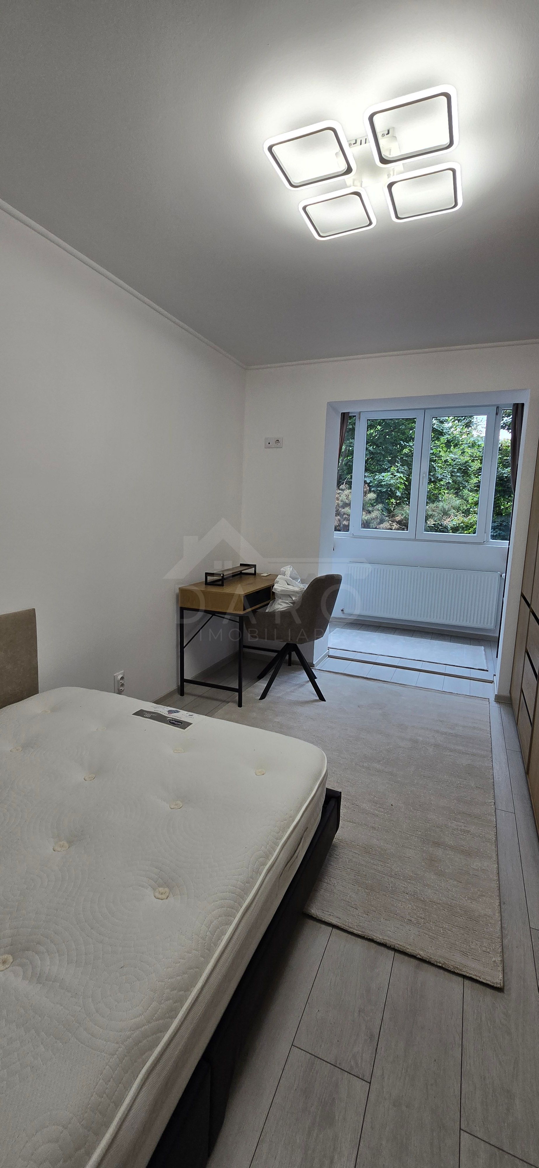 Apartament cu 3 camere Tudor etaj 2 prima închiriere — fotografia 14