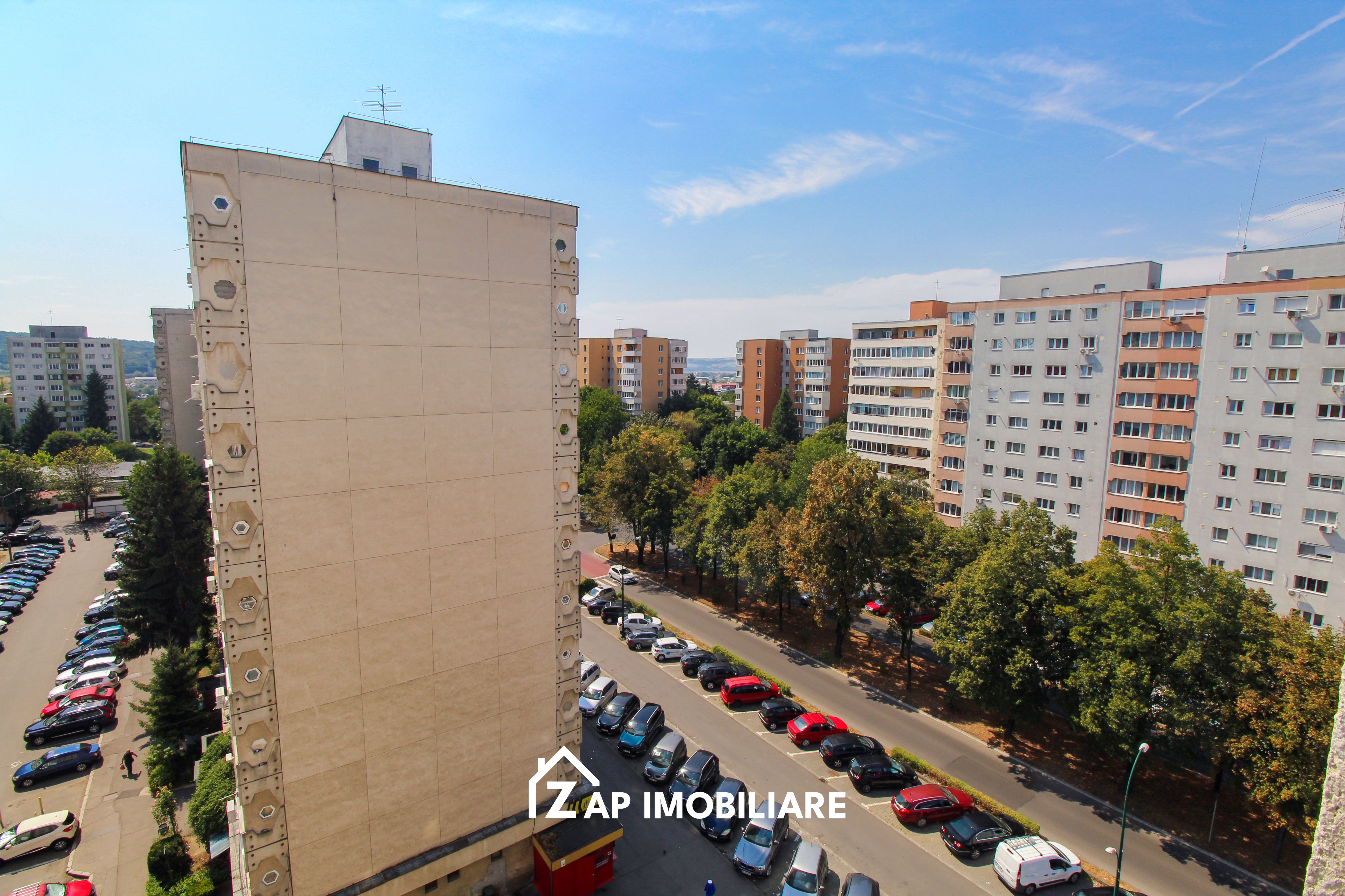 Dâmbul Pietros - Bulevardul 1848 - Ap 2 Camere Decomandat - Hol Pătrat — fotografia 15
