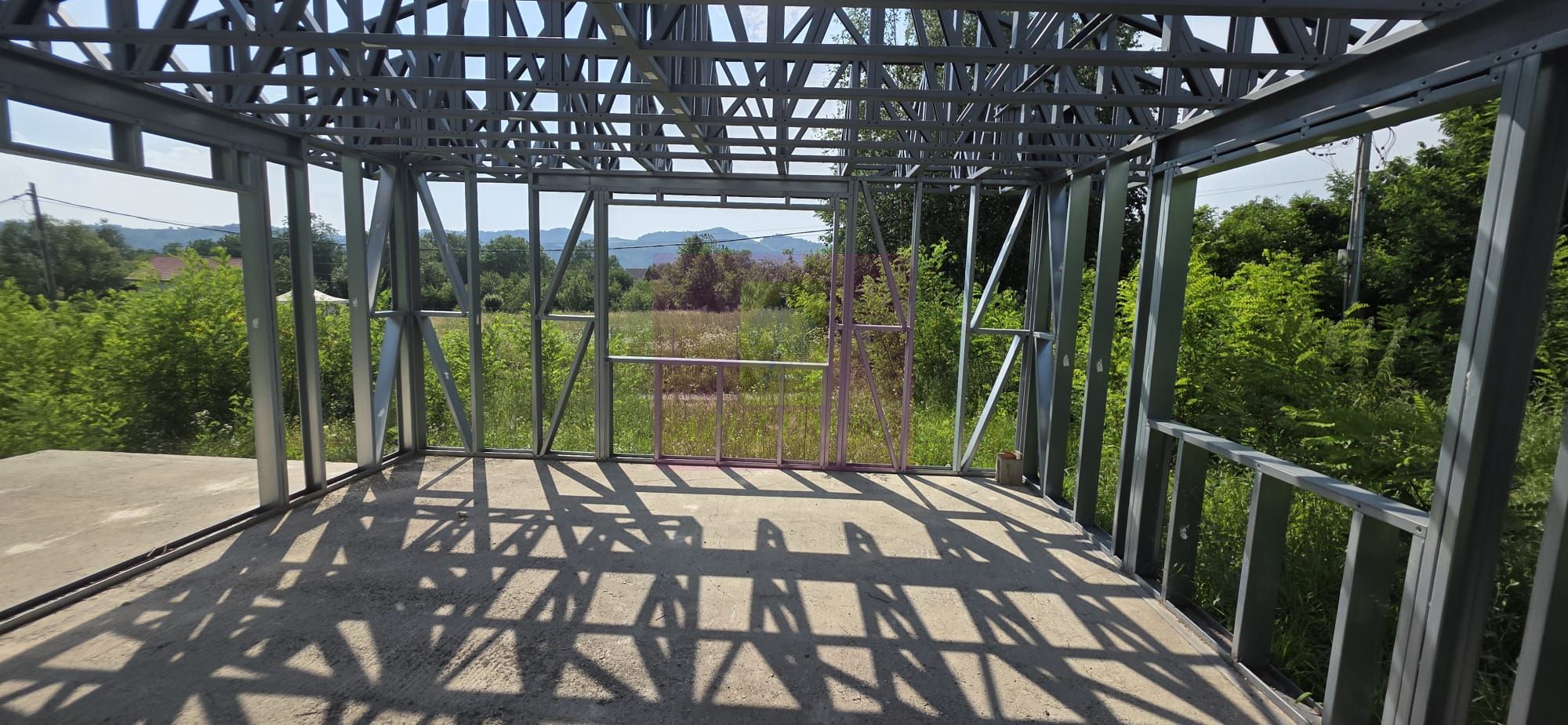 Casa pe structura metalica si teren de 757 mp de vanzare in Brebu — fotografia 2