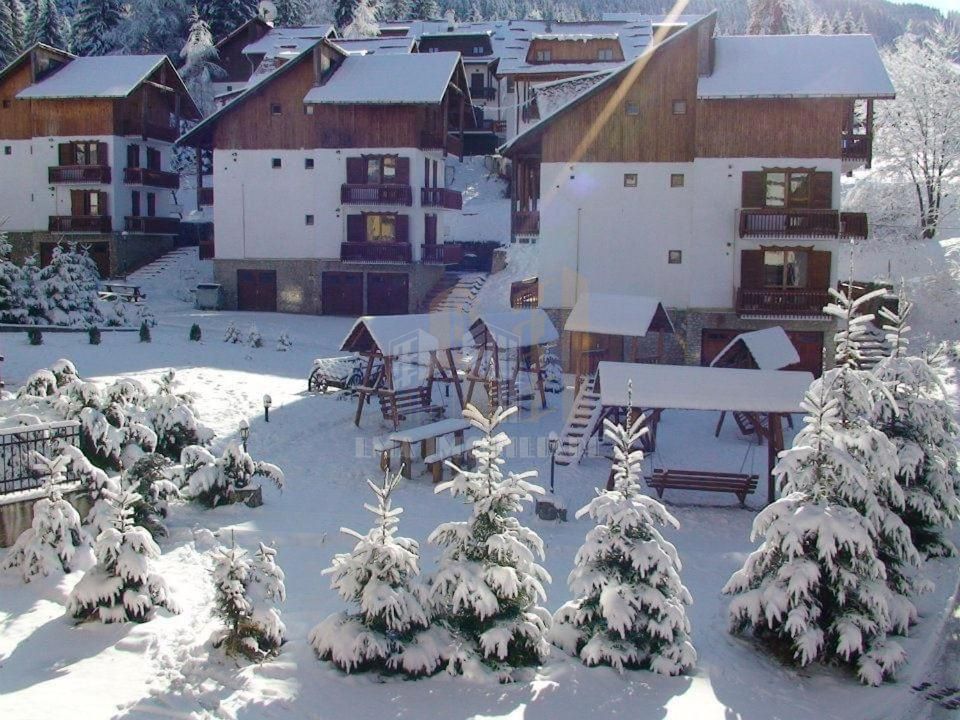 Perioade apartamente Vila de aur Poiana Brasov