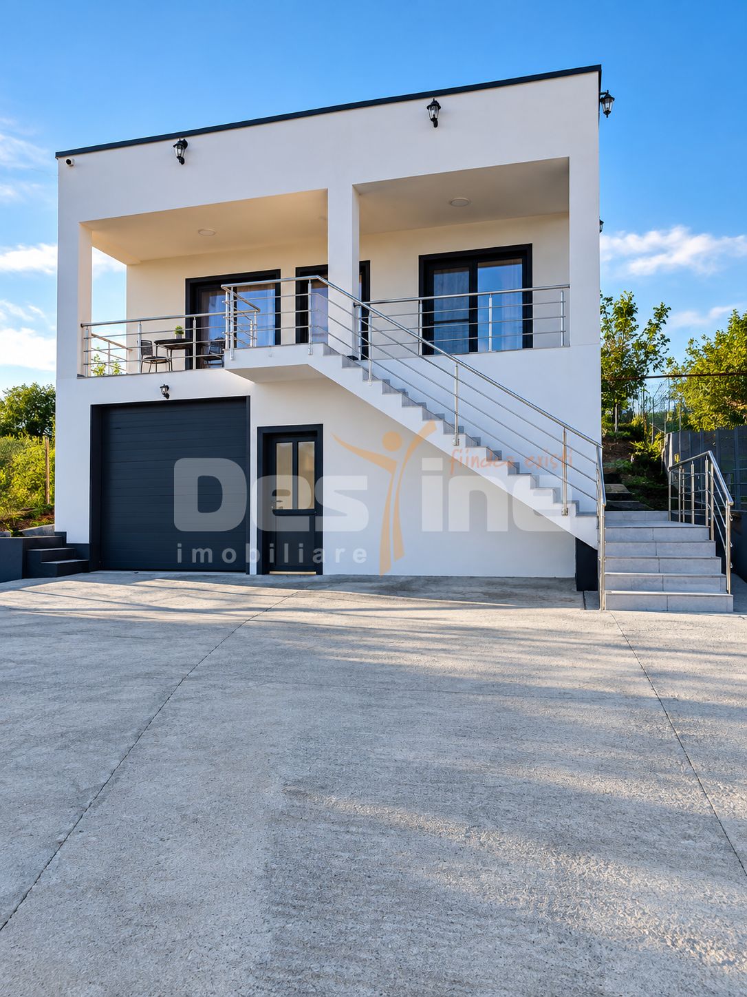 Vilă CIURBEȘTI | 4 camere, 200 mp utili, 1000 mp teren, an 2022
