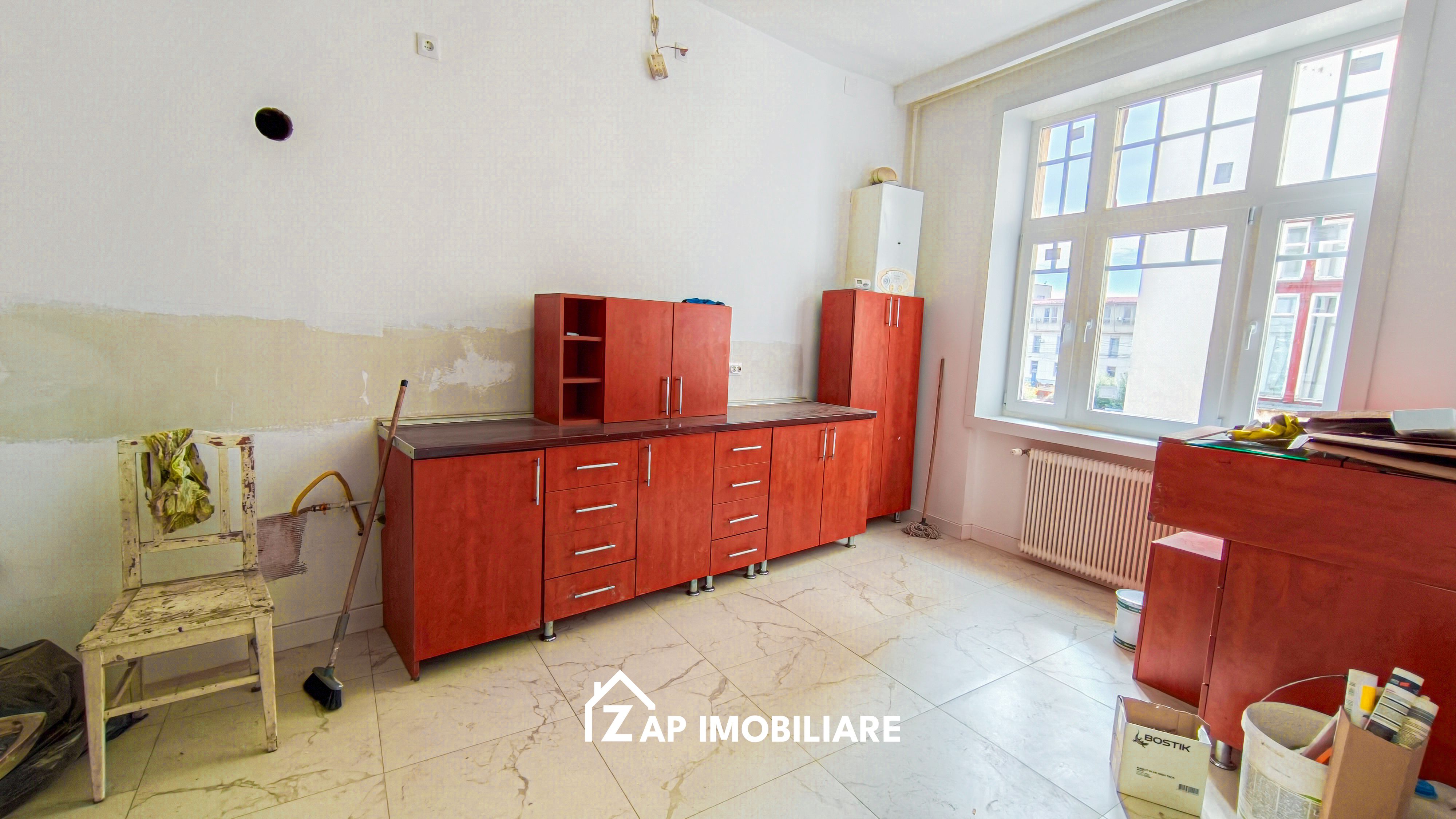 Spațiu de Birouri - 150 mp Utili - 4 Camere - Etaj 1 — fotografia 4