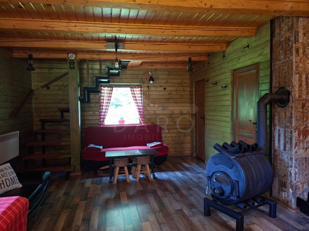 Cabană de vânzare la munte — fotografia 5